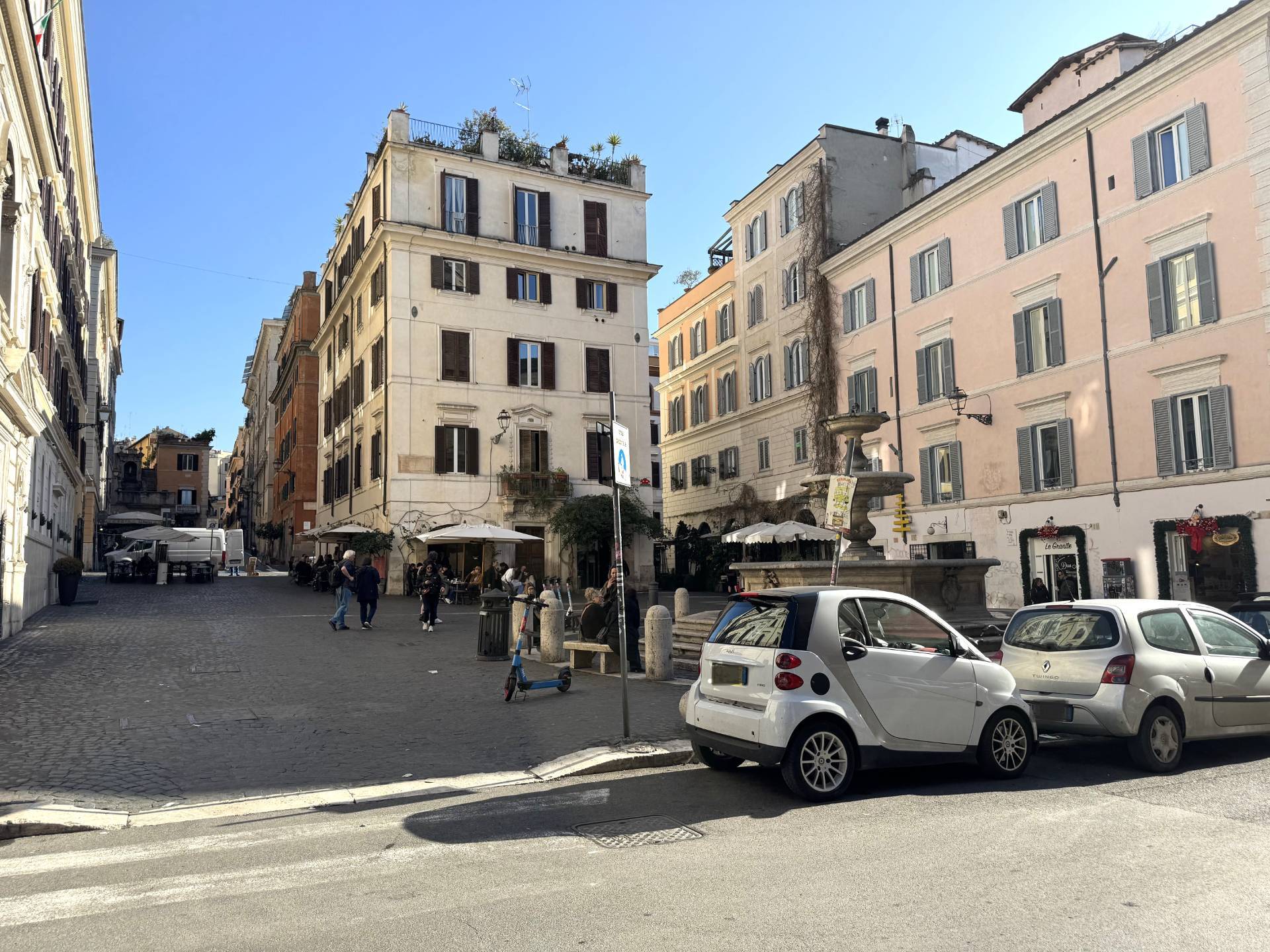 Appartamento in vendita a Roma, Rione Monti