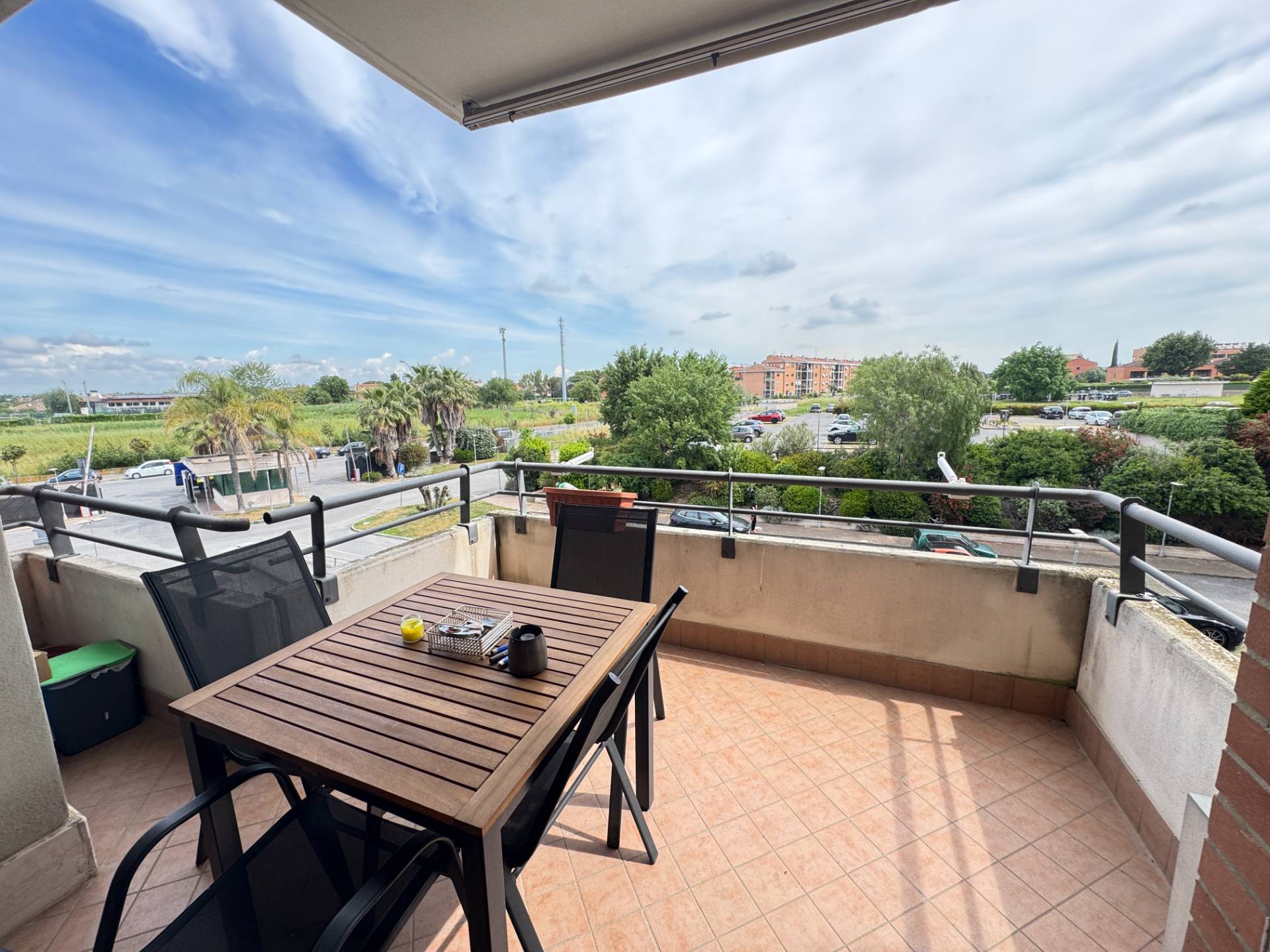 1 locale in vendita a Roma, Axa