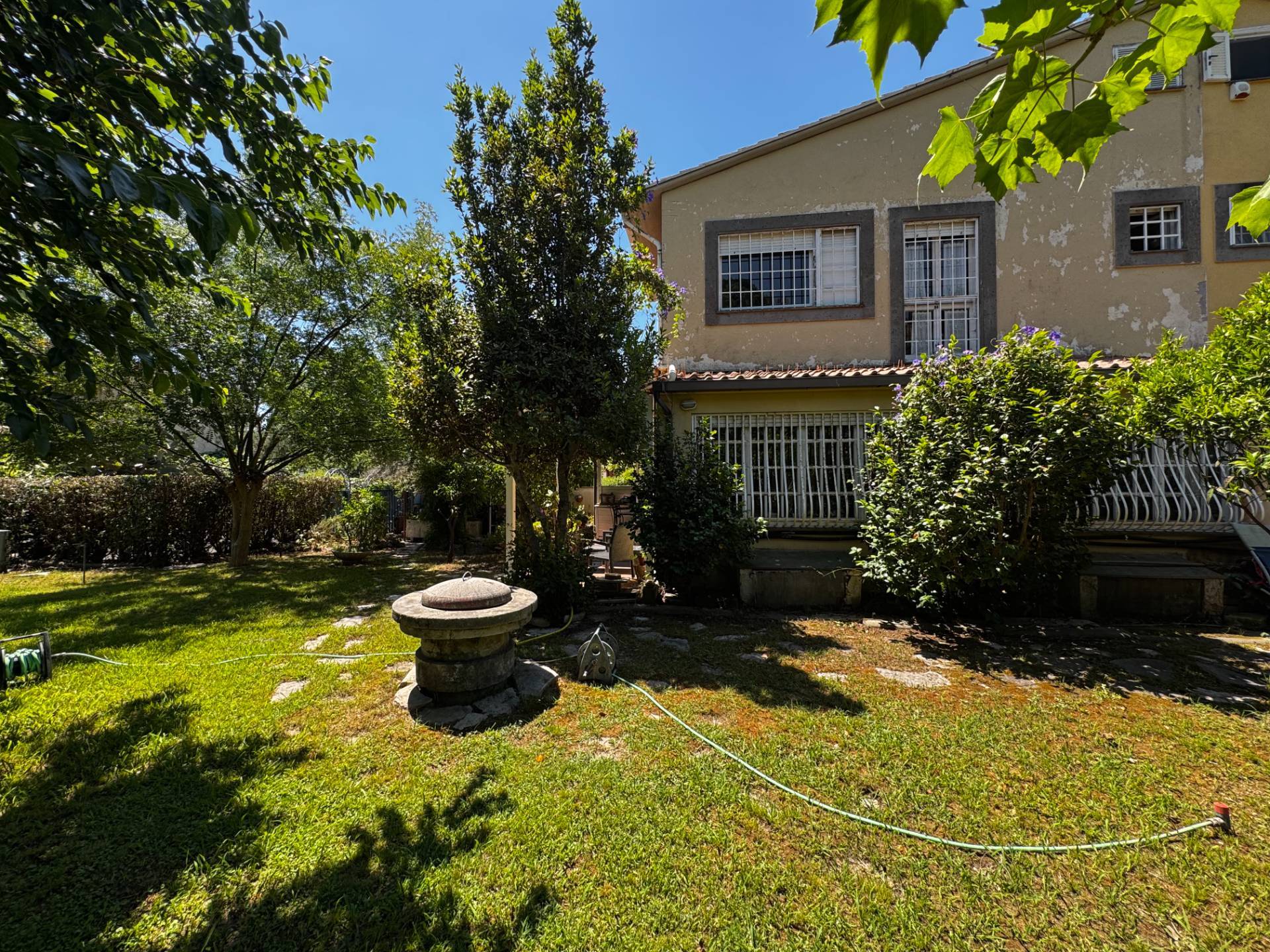 Villa quadrifamiliare in vendita a Roma, Casalpalocco