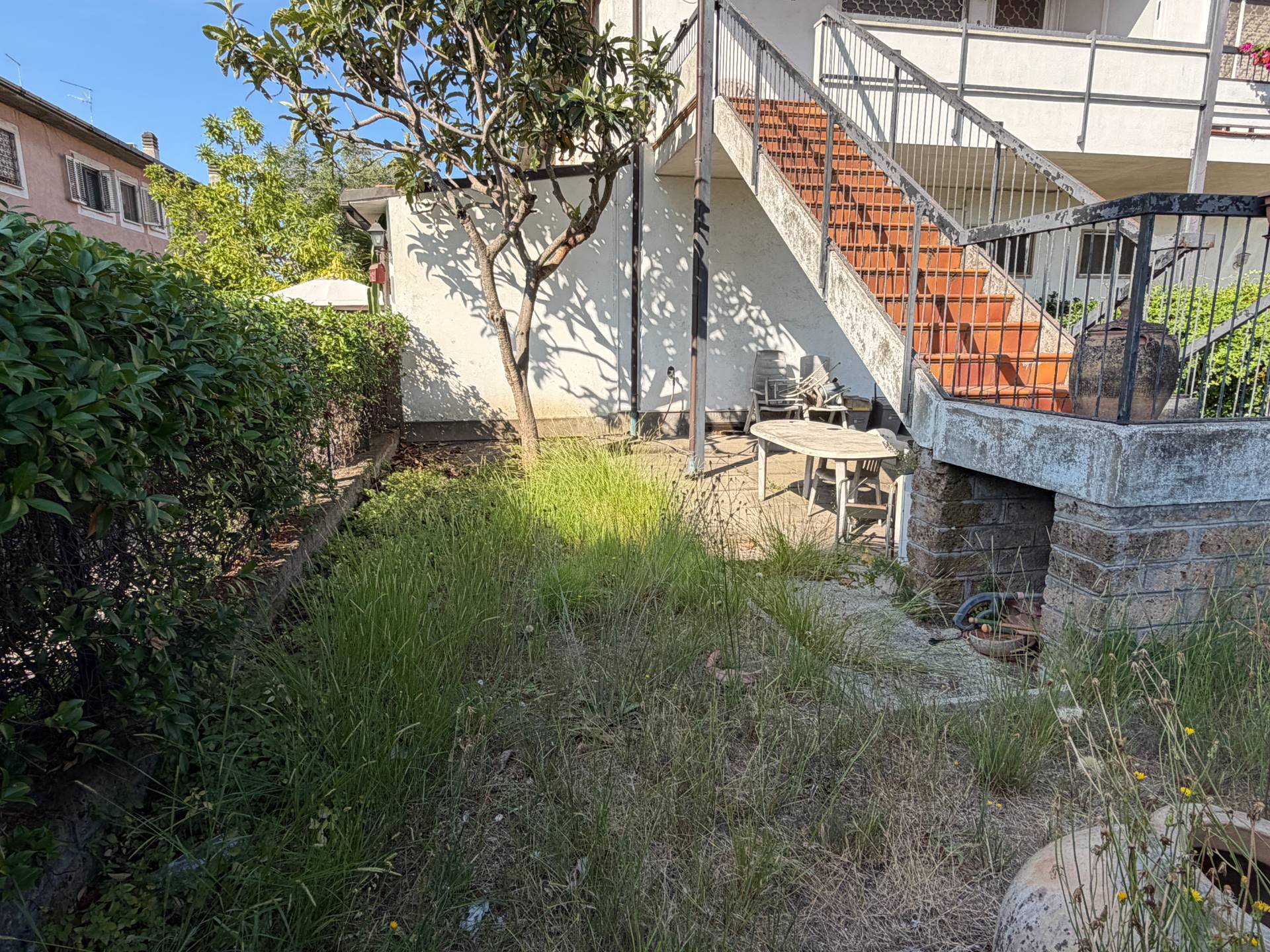 4 o pi locali in vendita a Roma, Casalpalocco