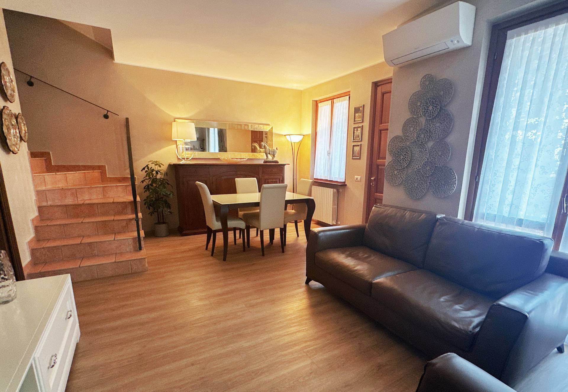 Villa a Schiera in vendita a Robbiate, Prossima Al Centro