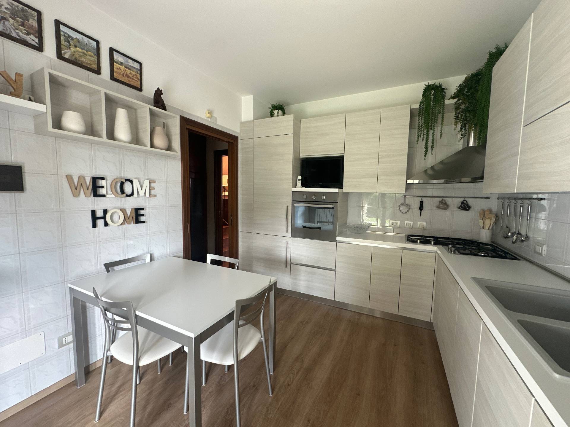 Villa a Schiera in vendita a Robbiate, Prossima Al Centro