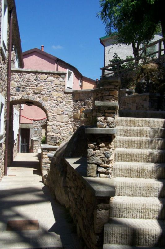 Castello in vendita a Beverino, Corvara