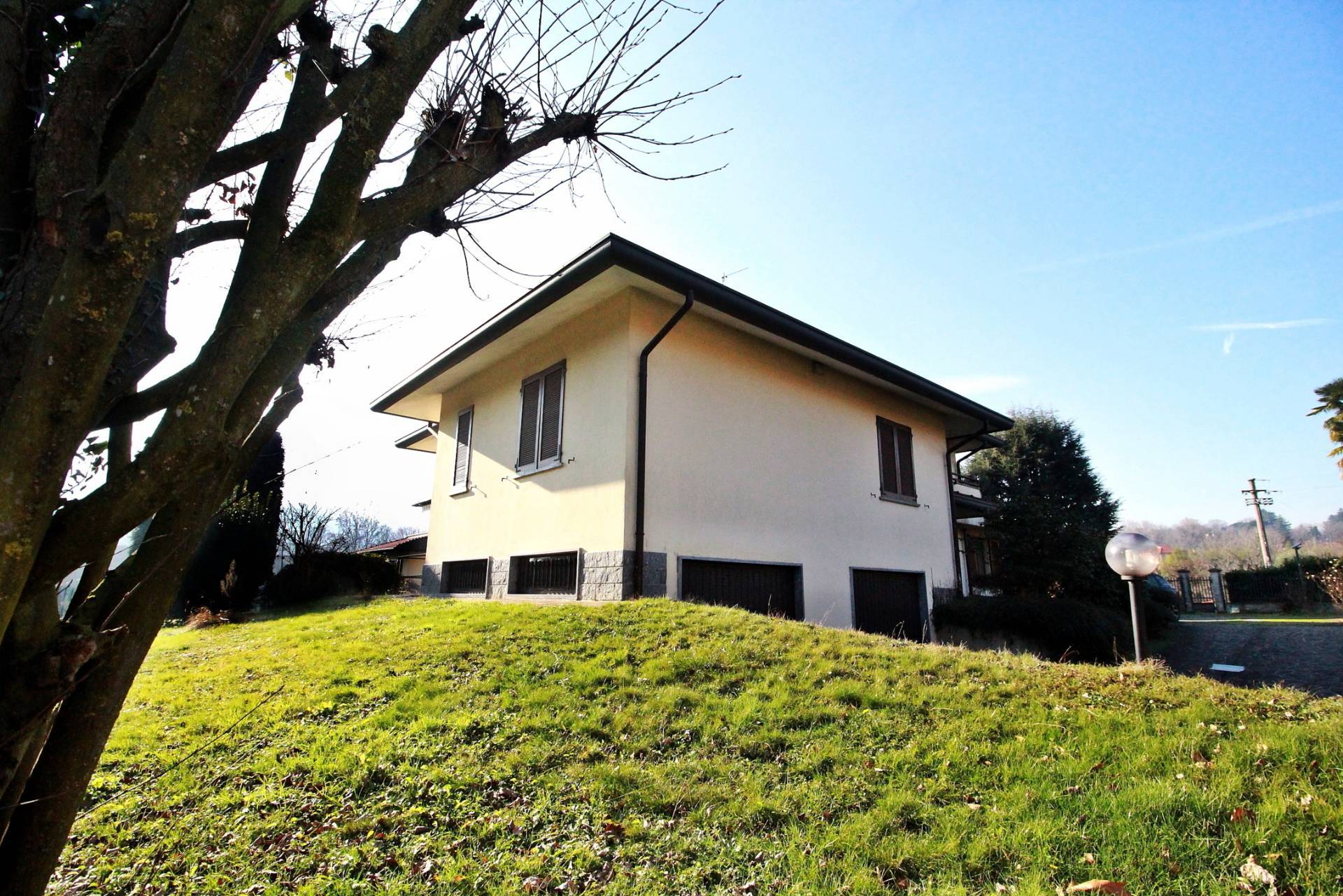 Villa in vendita a Imbersago, Semicentro