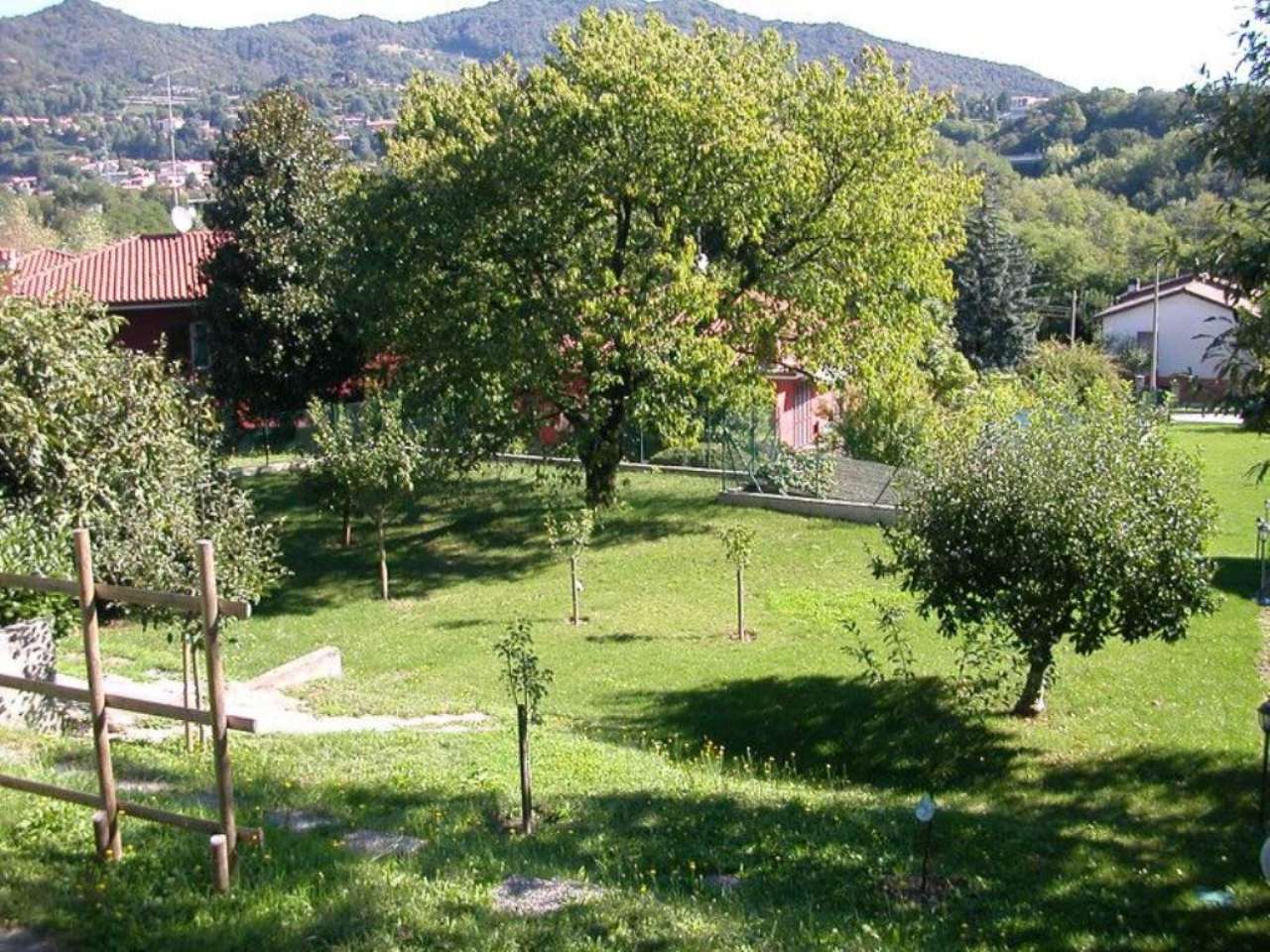 Terreno residenziale in vendita a Imbersago, Parco Adda