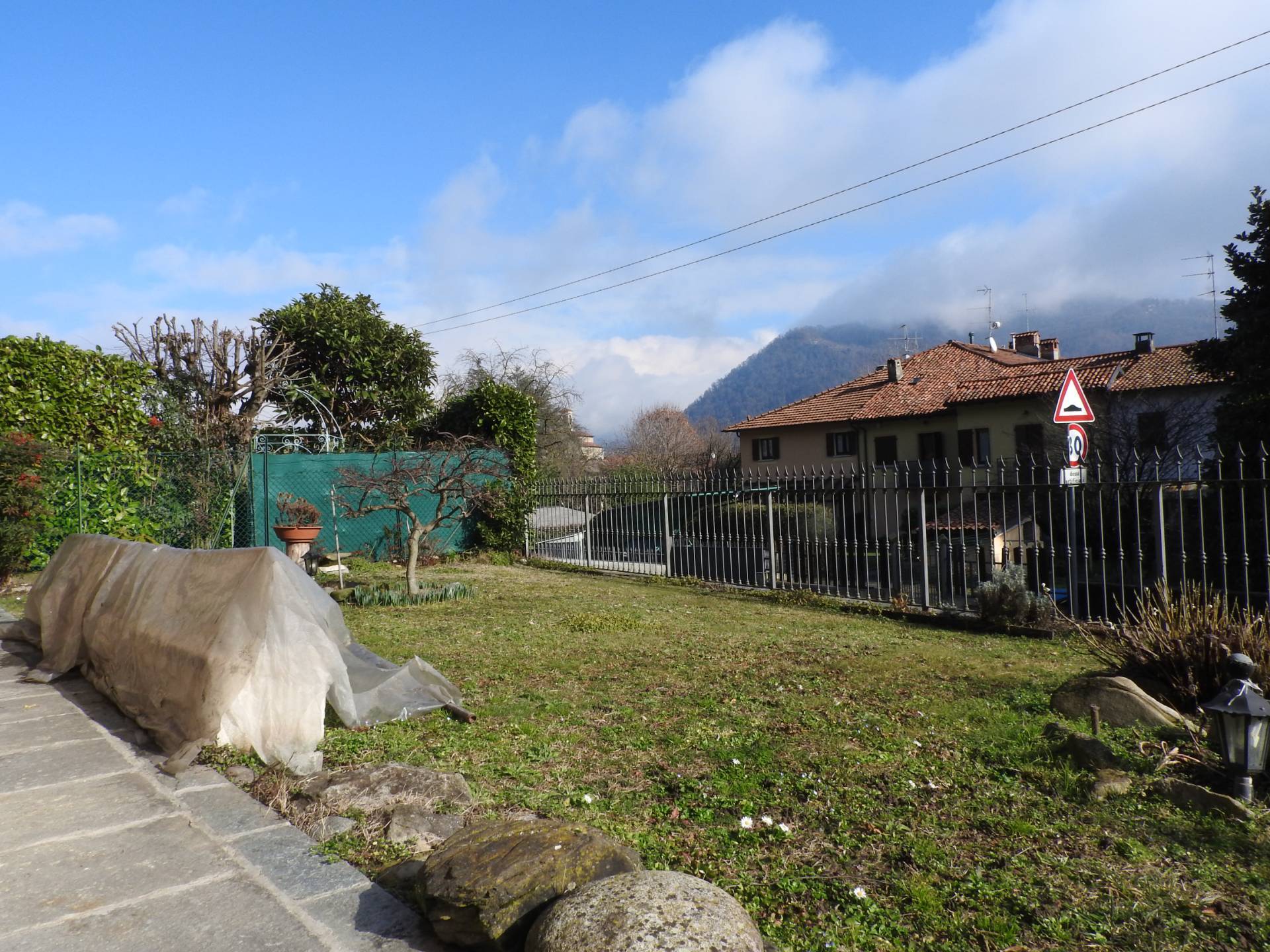 Villetta in vendita a Calco, Arlate