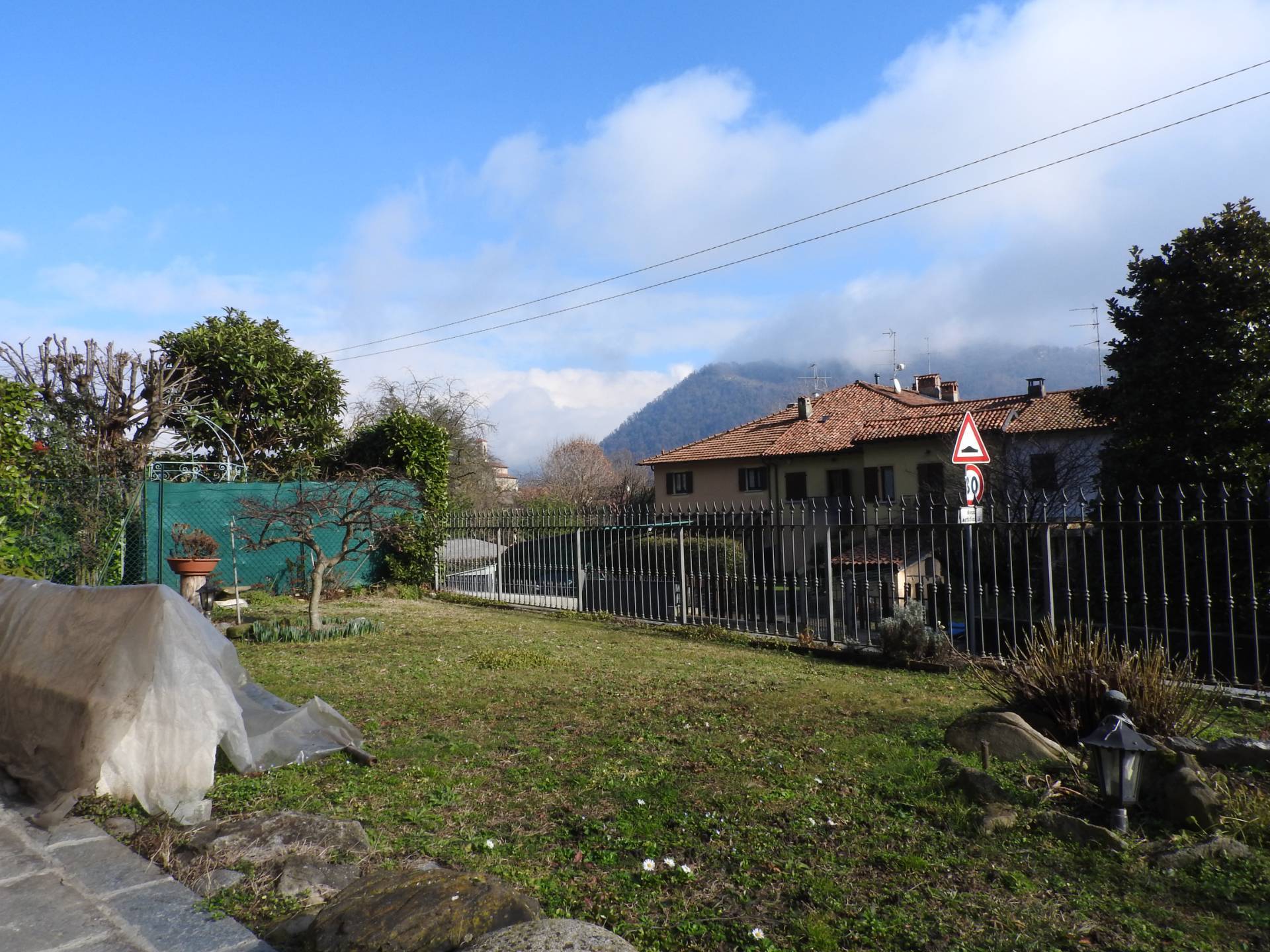 Villetta in vendita a Calco, Arlate