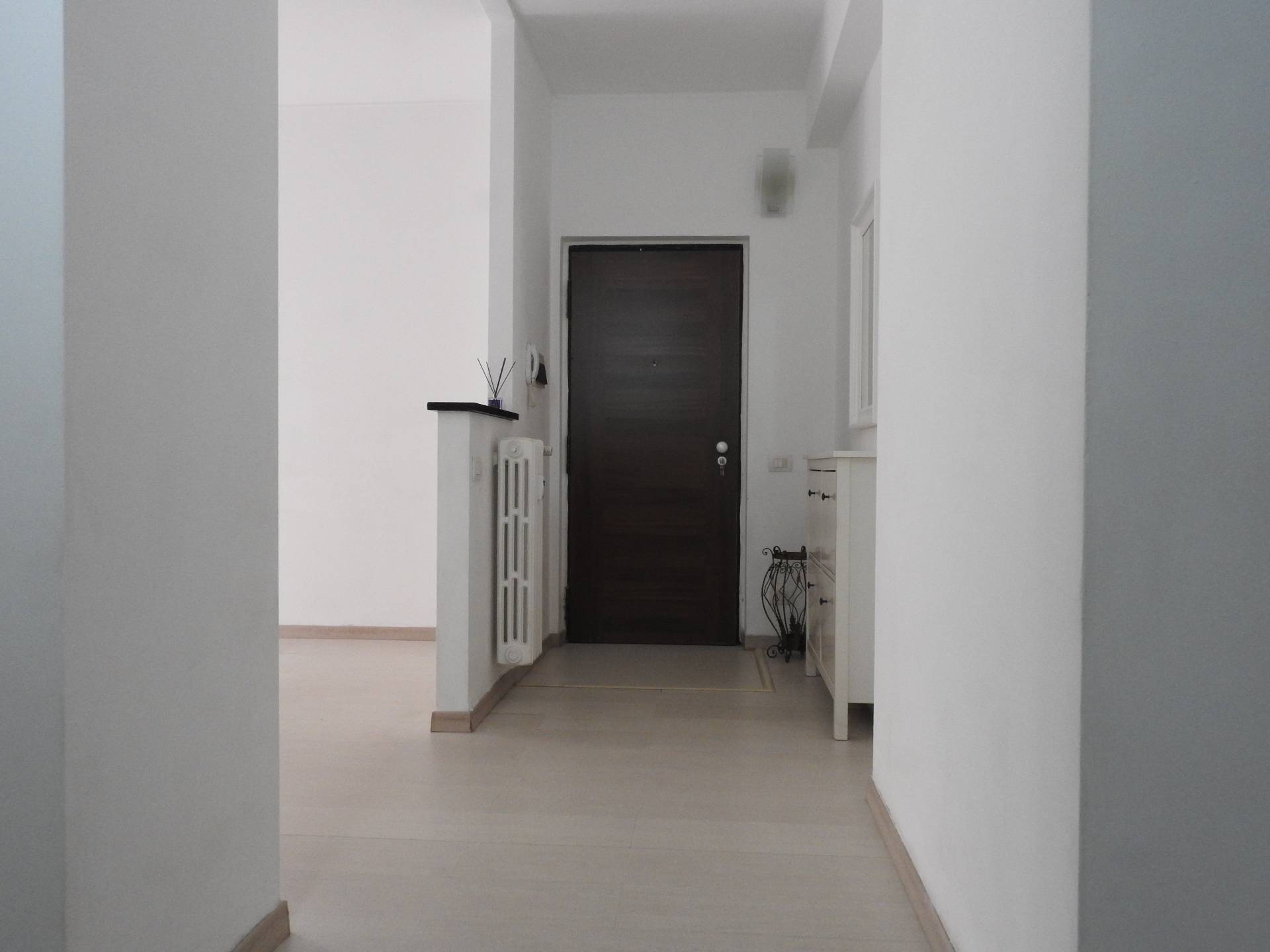 Appartamento in vendita a Merate, Centro