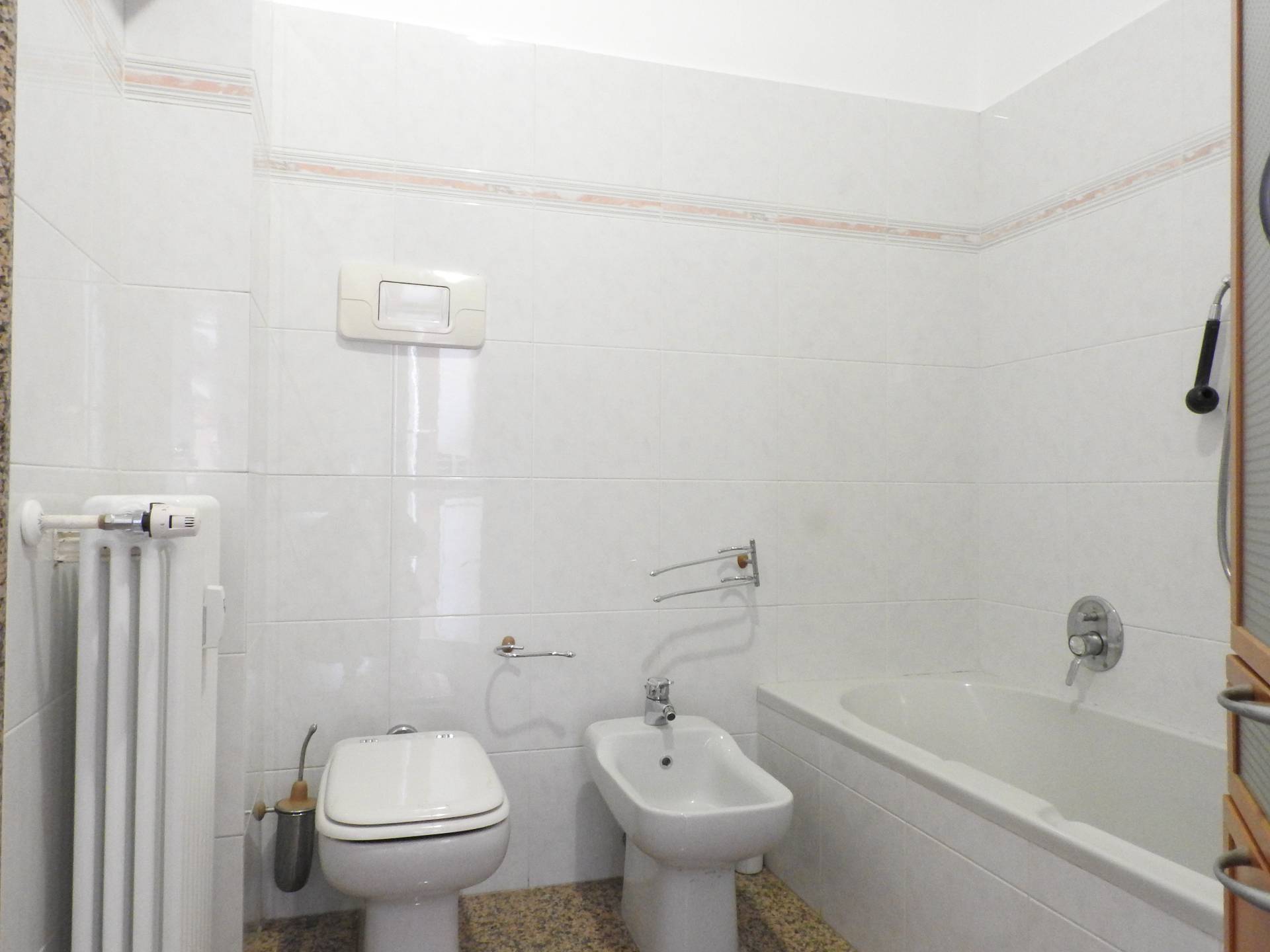 Appartamento in vendita a Besana in Brianza, Villa Raverio