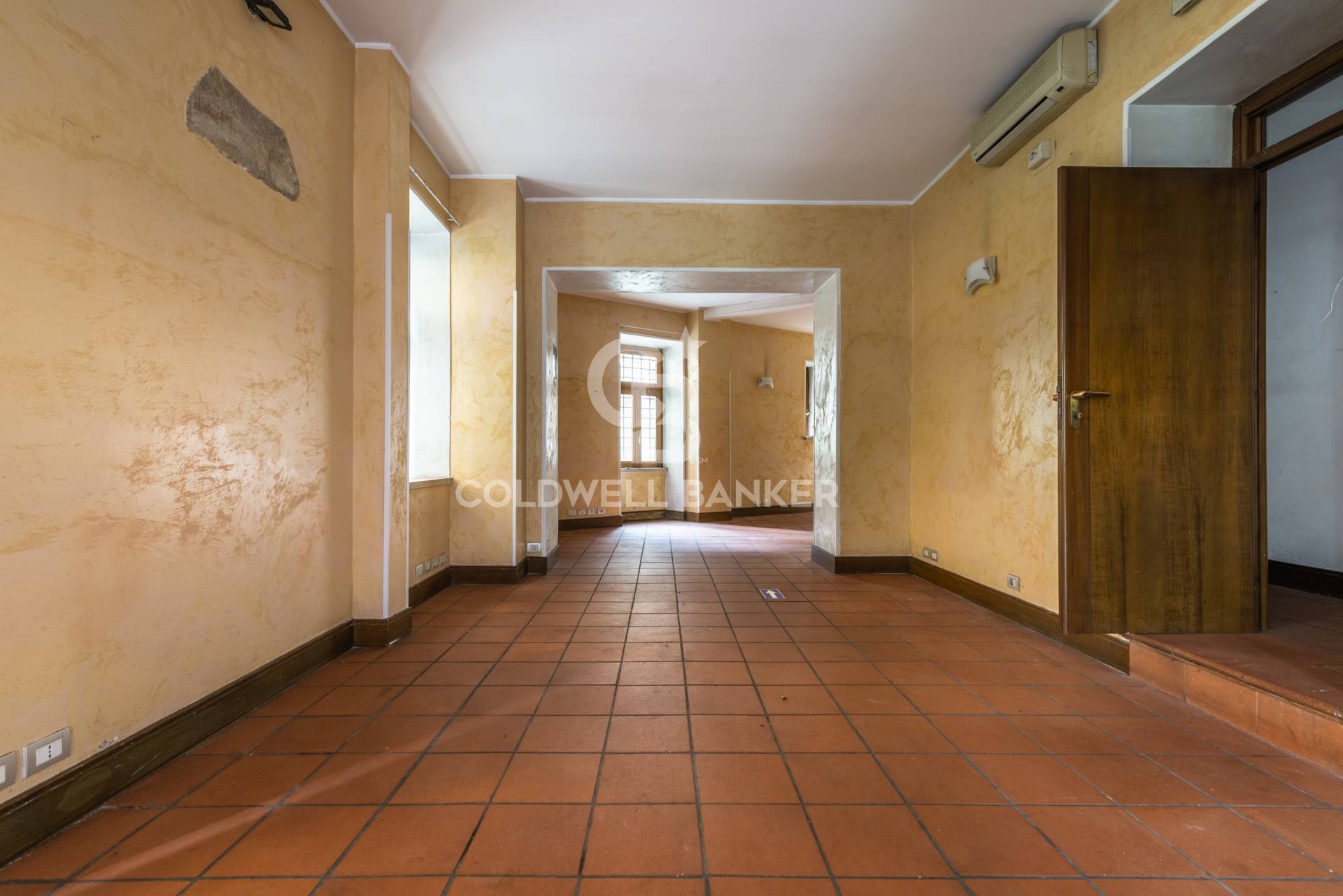 Locale commerciale in vendita a Roma, Centro Storico