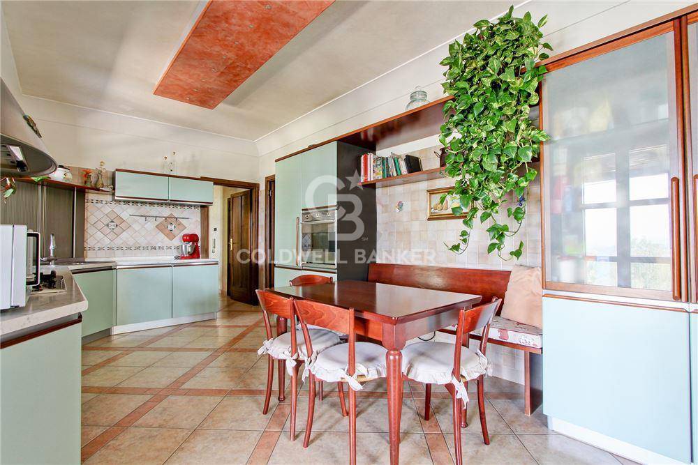 Casa indipendente in vendita a Palombara Sabina