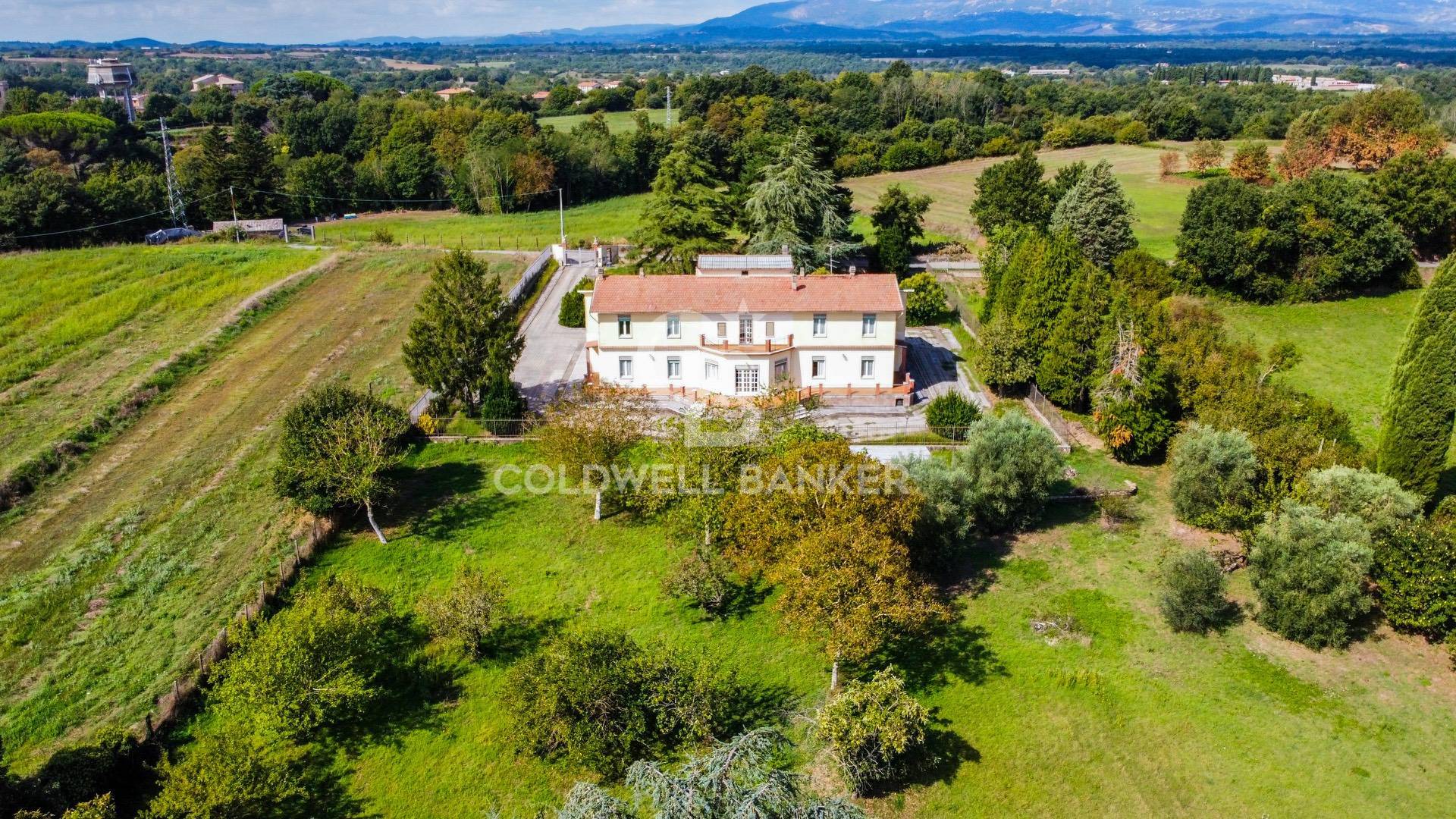 Villa in vendita a Onano