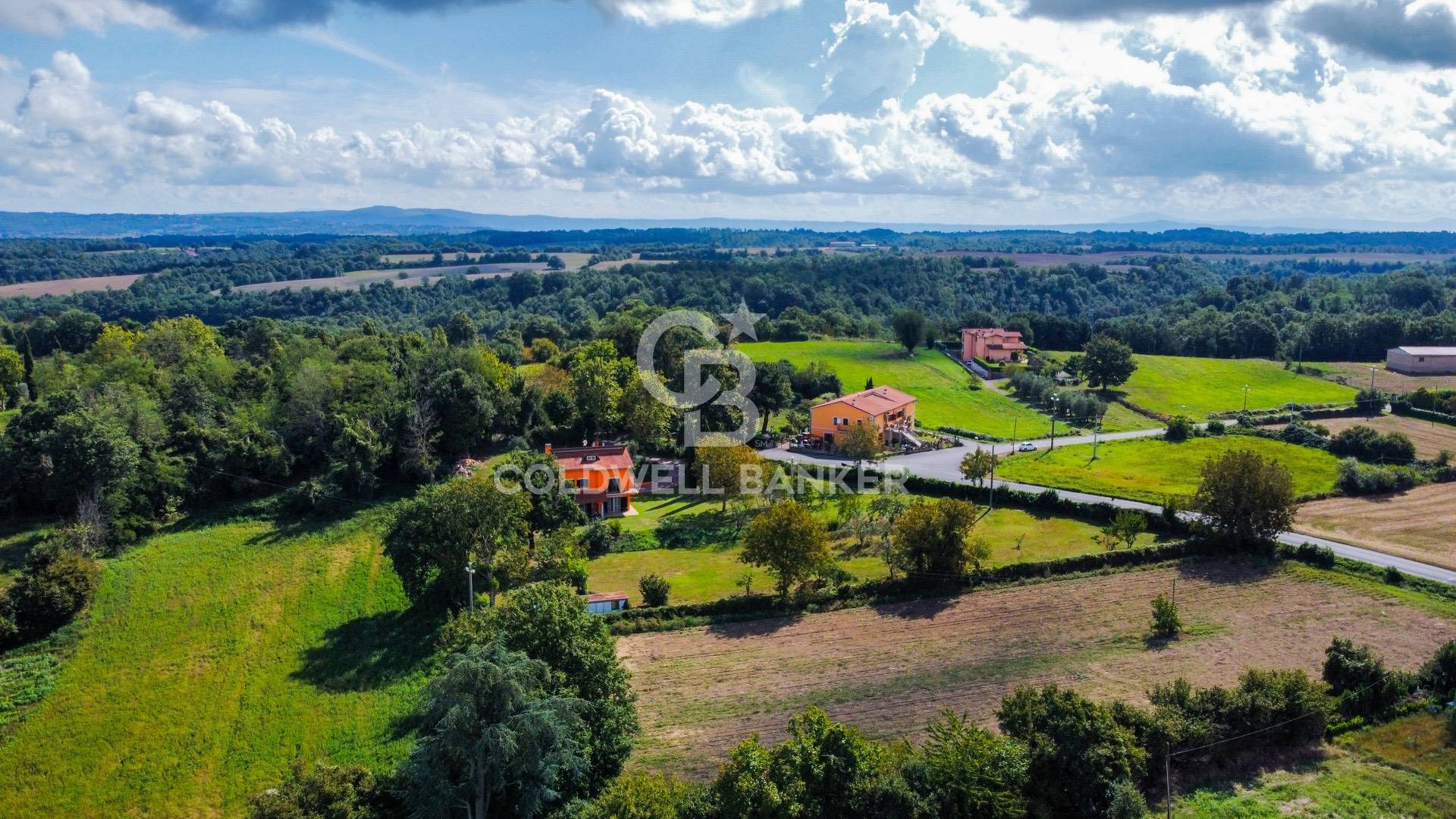 Villa in vendita a Onano