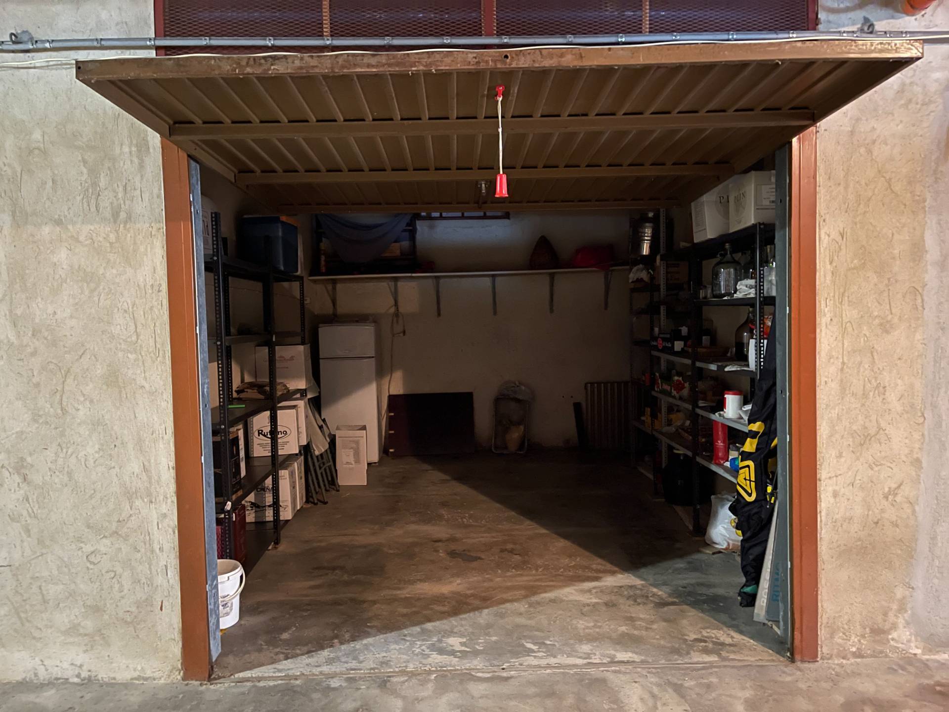 Box/Garage 22mq in vendita a Roburent