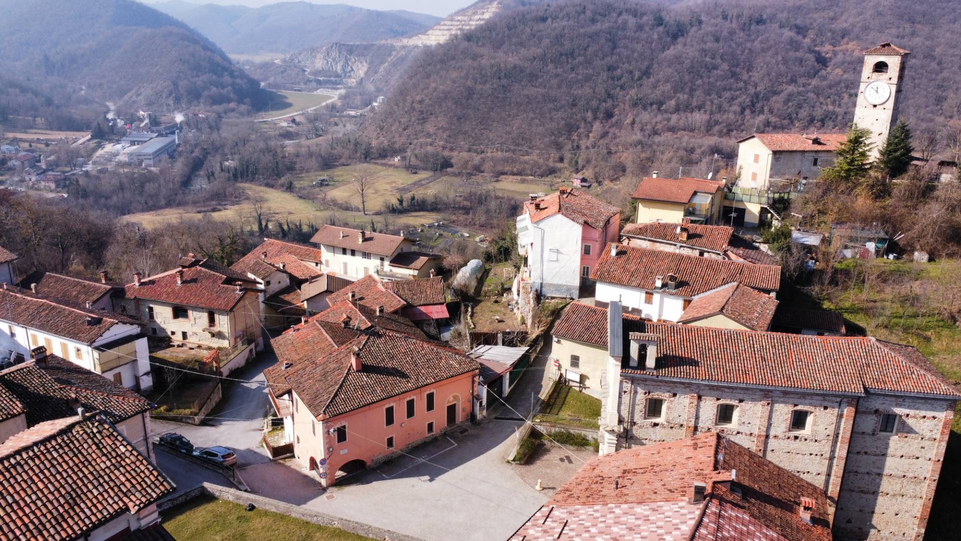 Casale in vendita a Torre Mondov, Centro