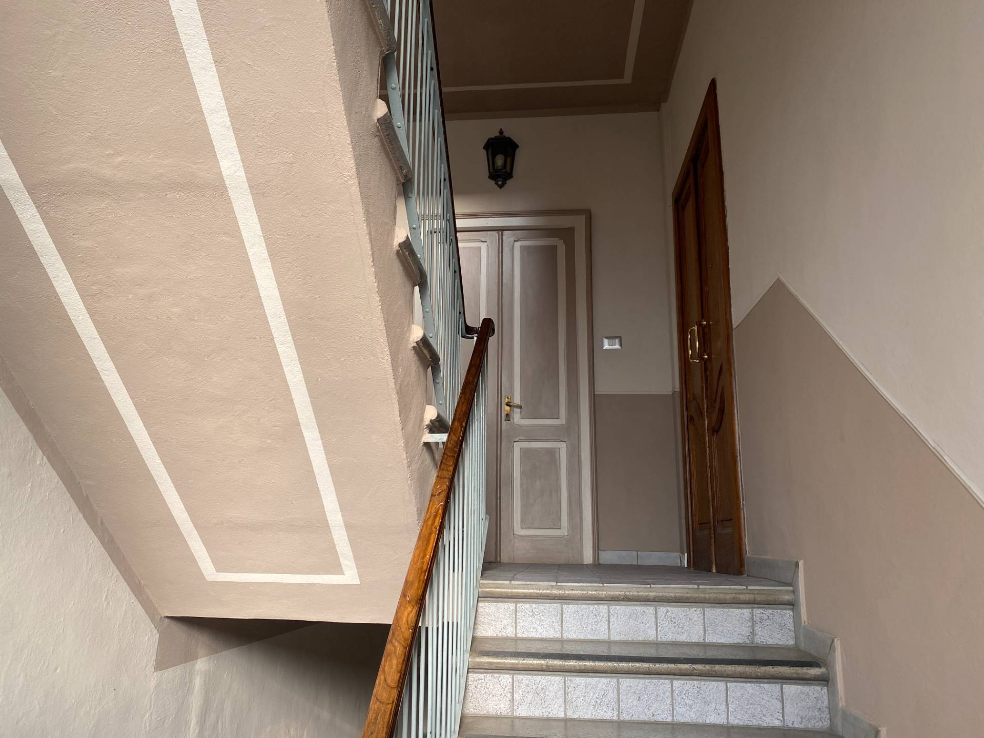 Stabile - Palazzo in vendita a Mondov, Altipiano