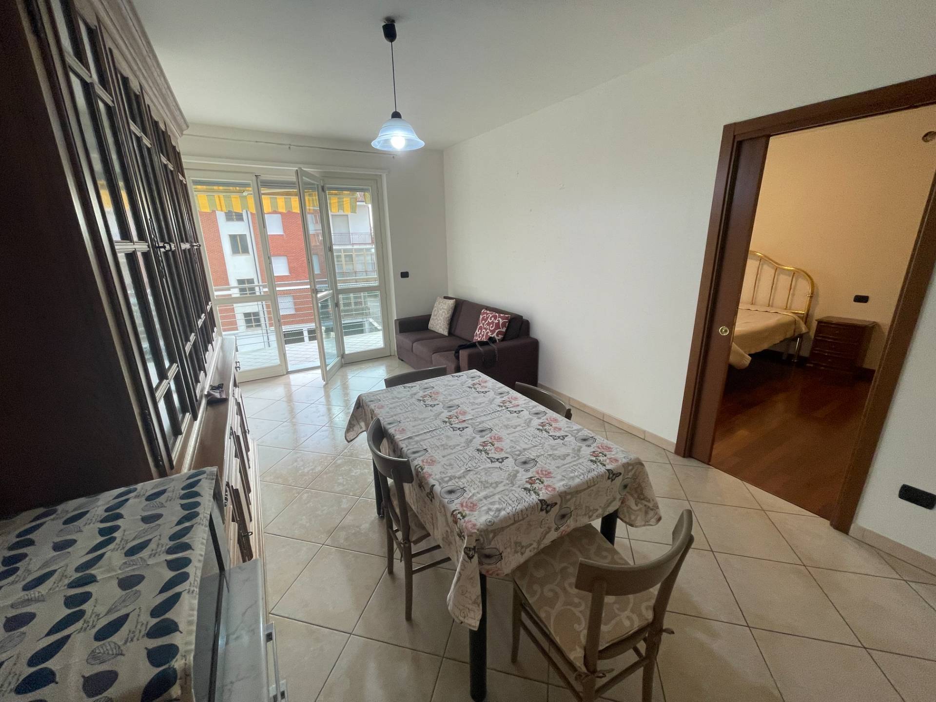 Appartamento in affitto a Carr