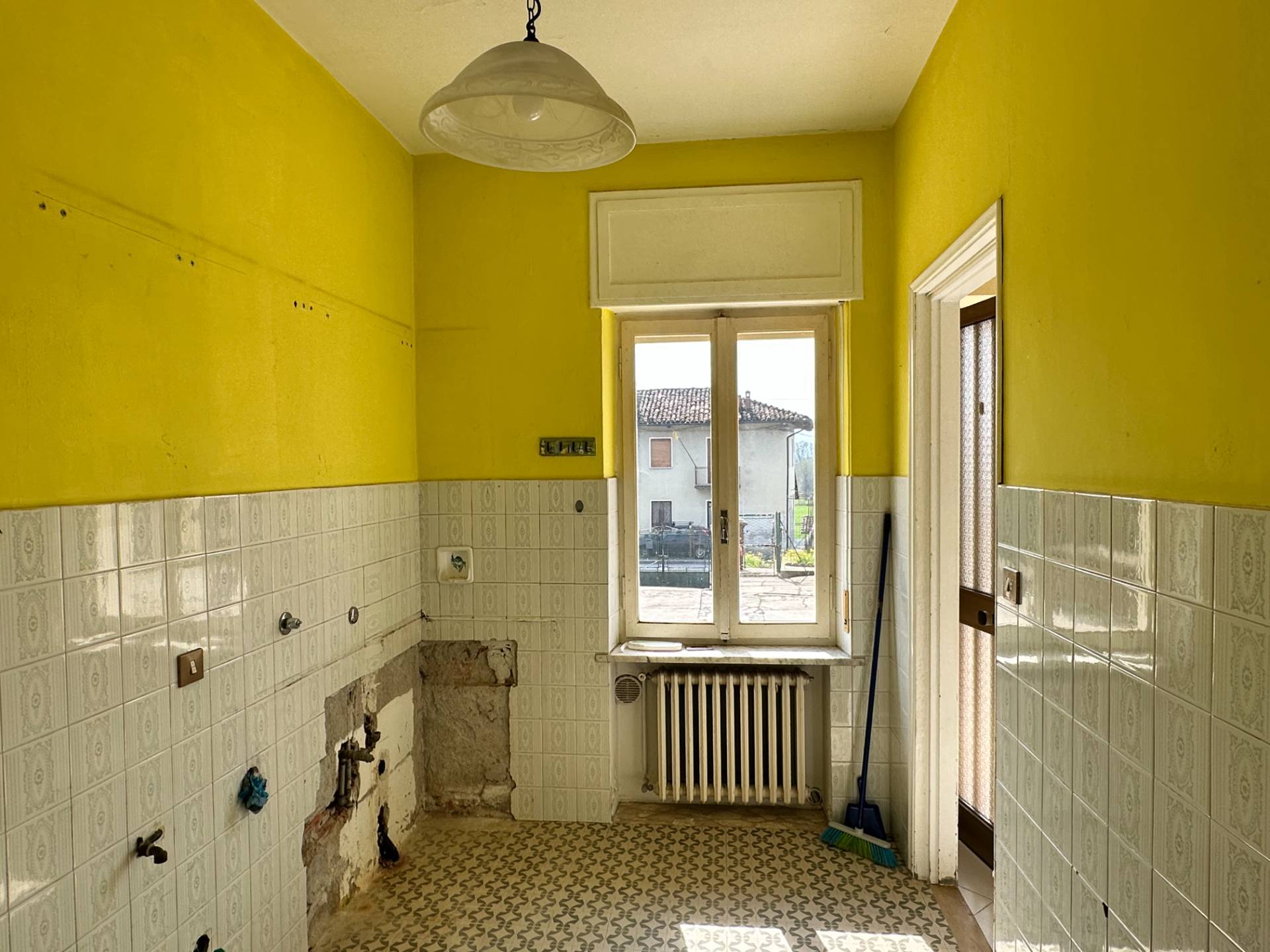 Casa indipendente in vendita a Magliano Alpi