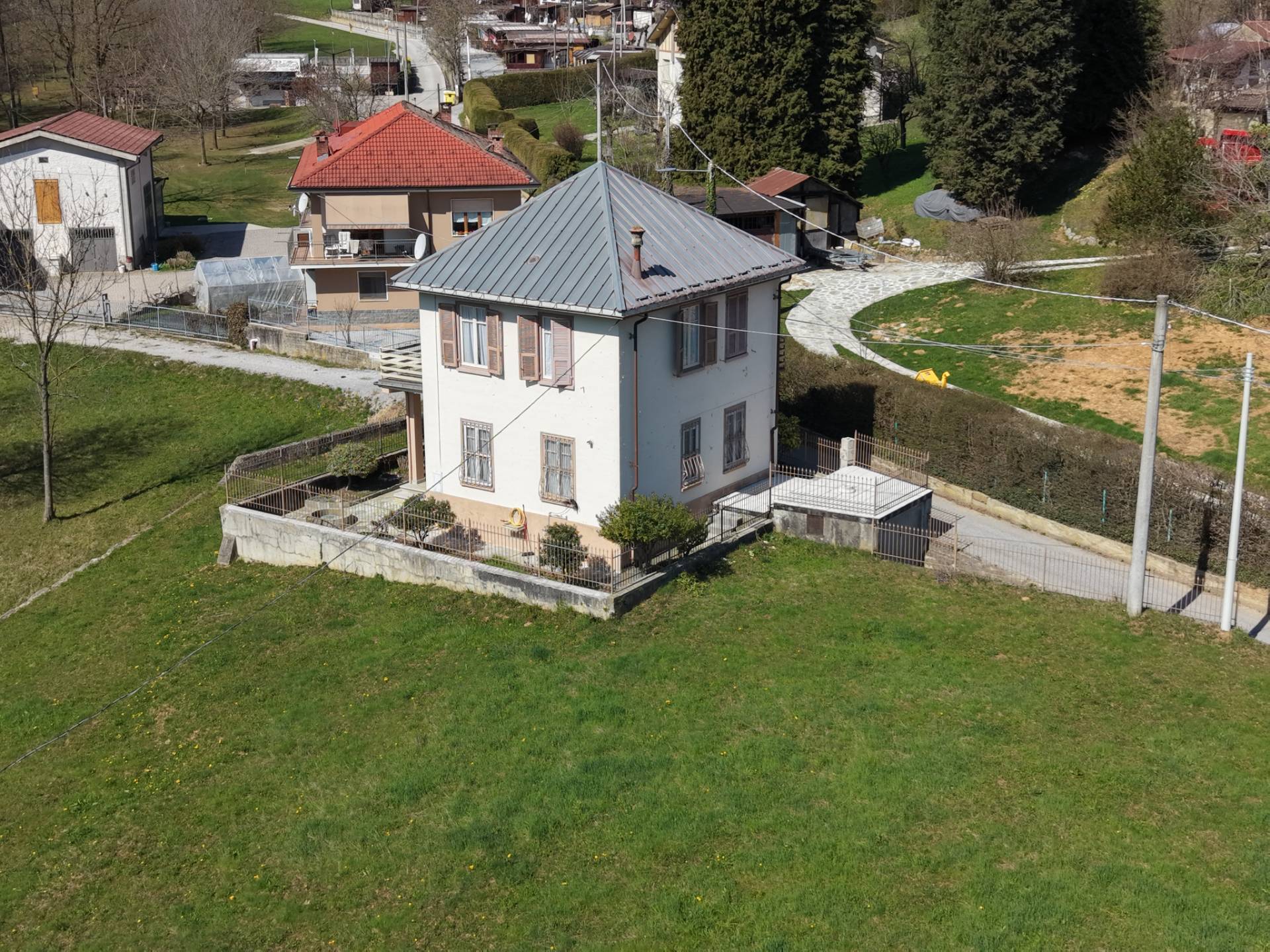 Casa indipendente in vendita a Roccaforte Mondov, Lurisia