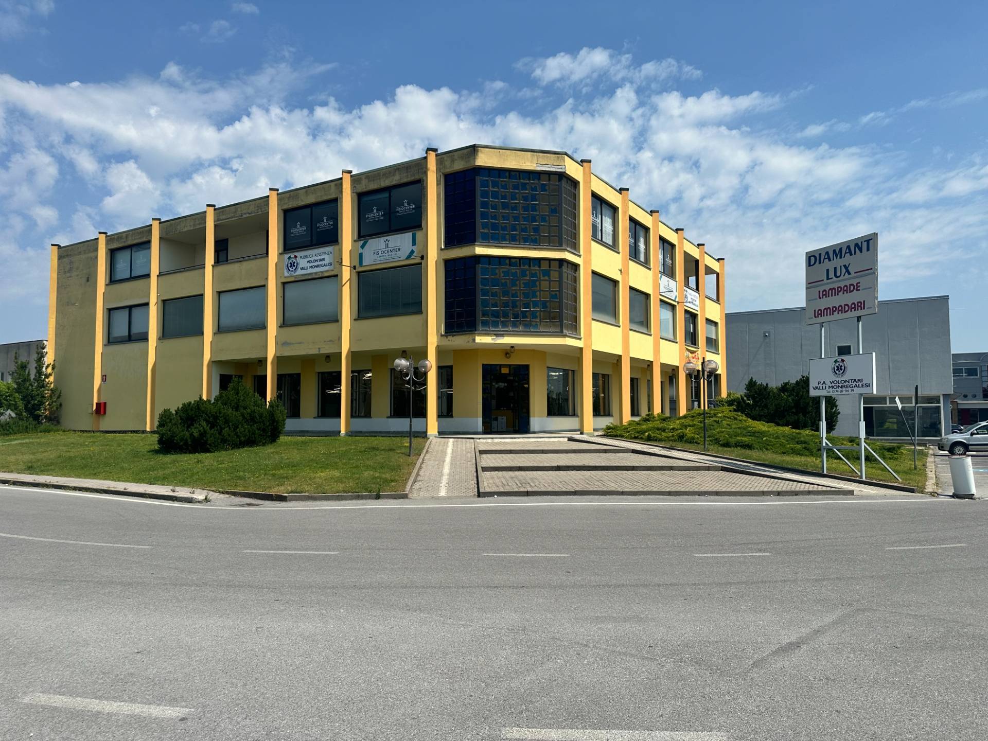 Studio/Ufficio in affitto a Villanova Mondov, Industriale
