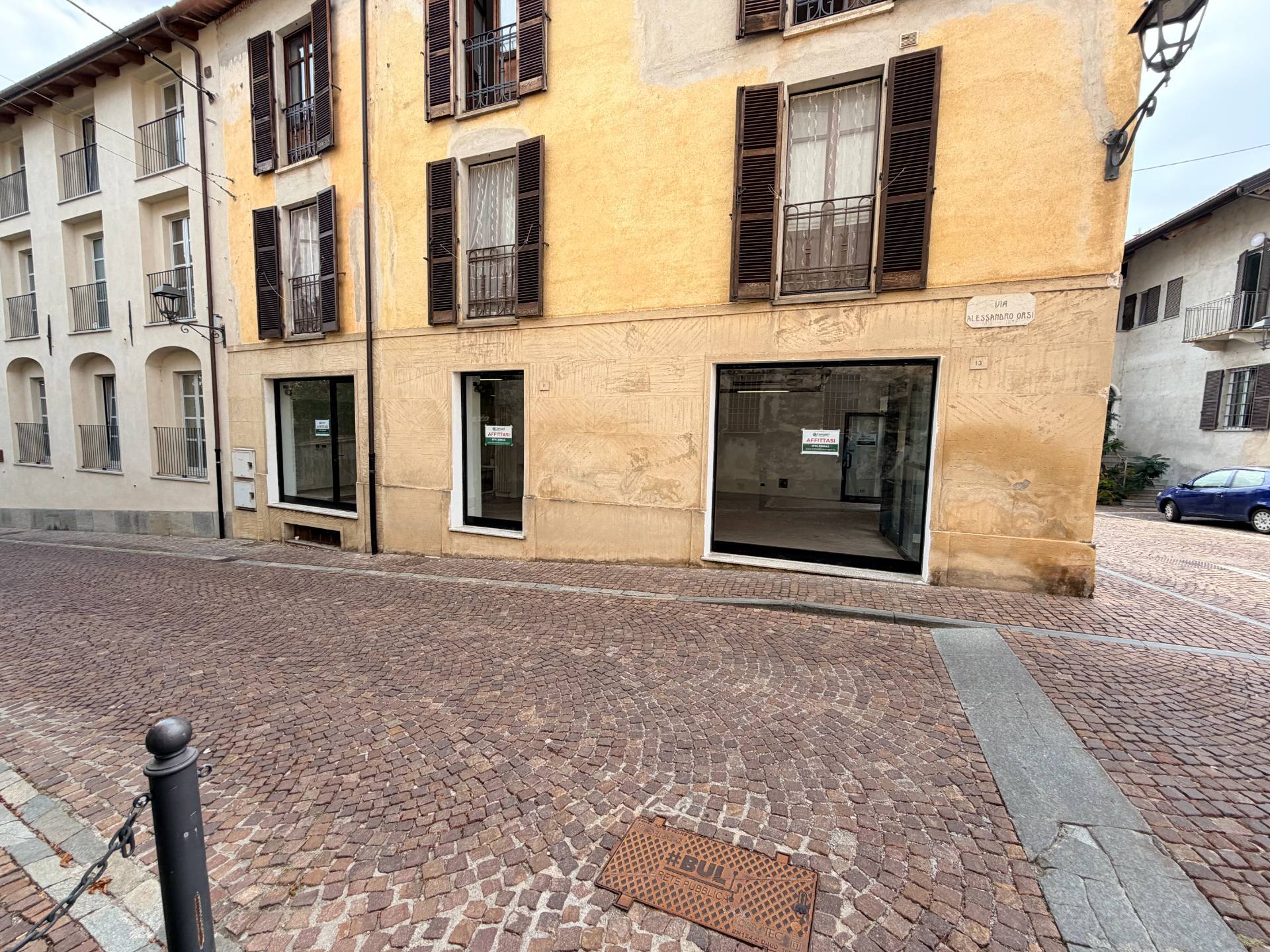 Locale commerciale in affitto a Villanova Mondov, Centro