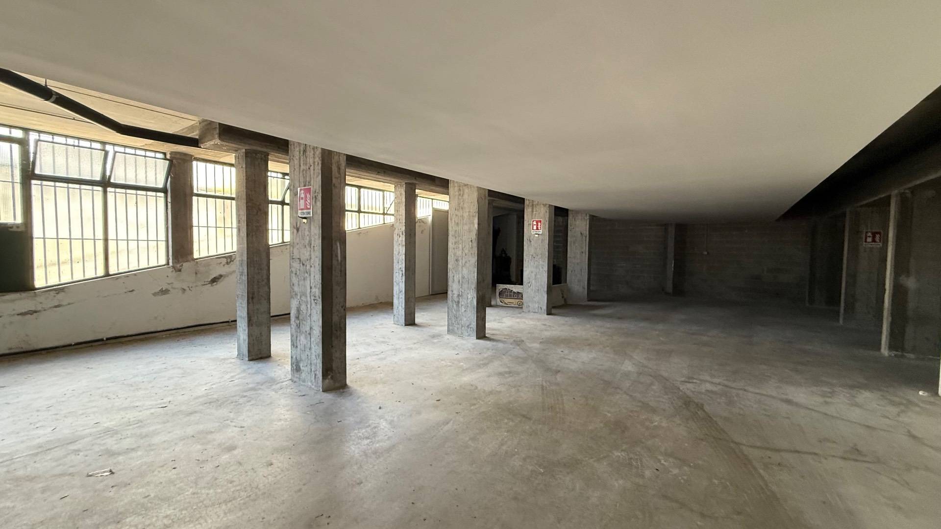 Deposito in vendita a Asti, Citt