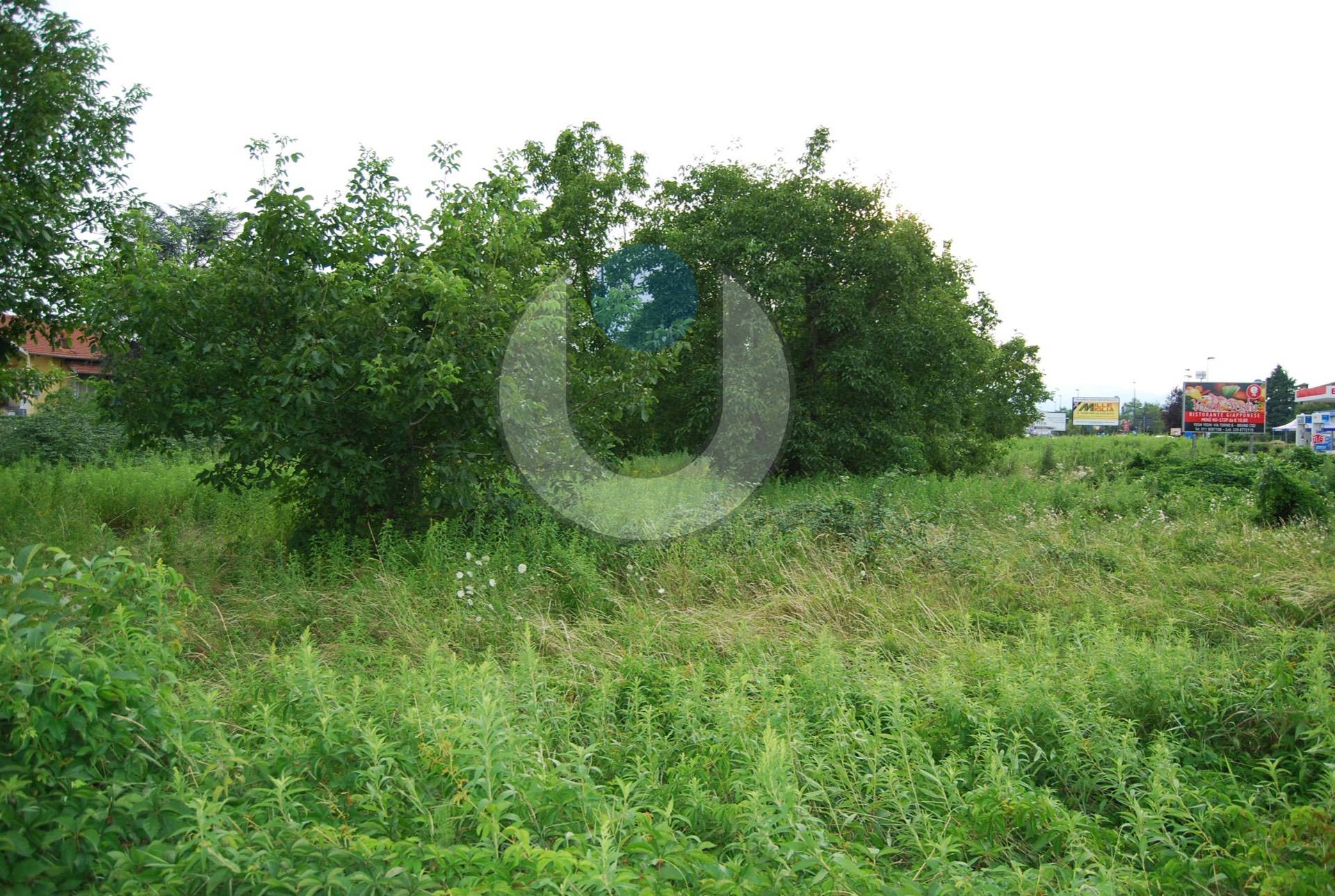 Terreno residenziale in vendita a Rivalta di Torino, V.ze Centri Commerciali