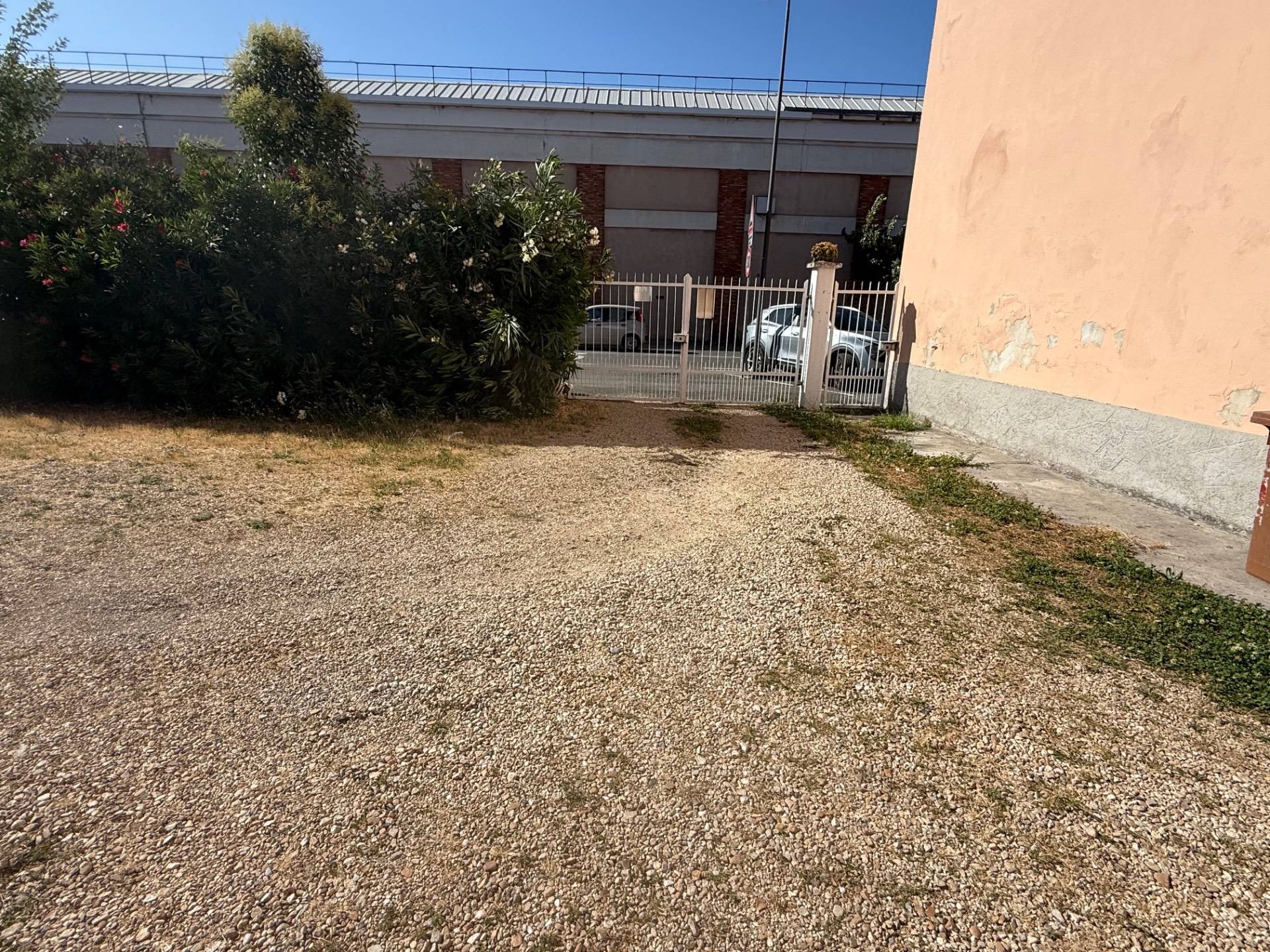 Posto Auto in vendita a Rivalta di Torino, Tetti Francesi