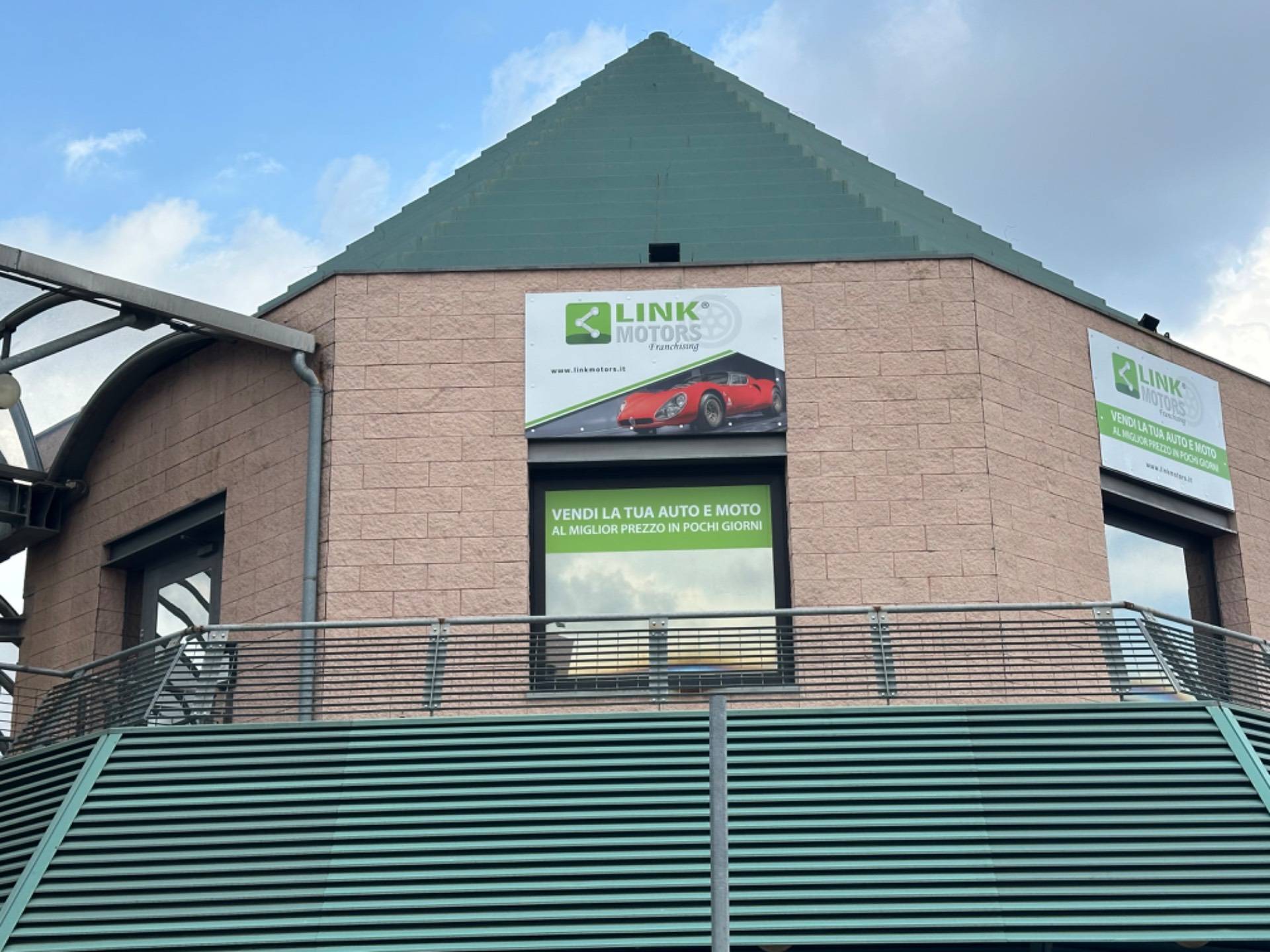 Ufficio in affitto a Rivalta di Torino, Centro Piramid