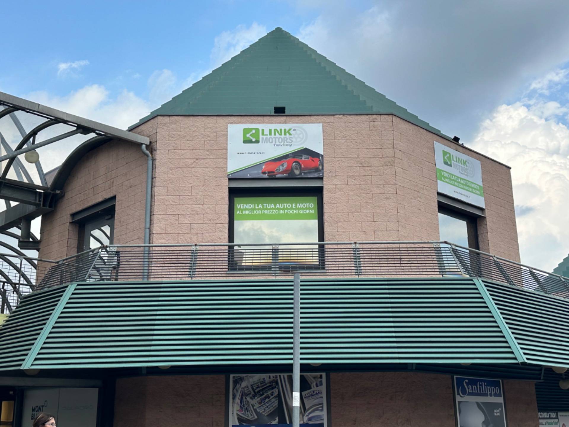 Ufficio in affitto a Rivalta di Torino, Centro Piramid