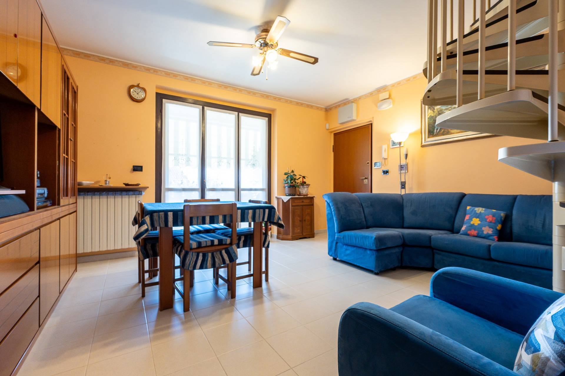 Appartamento in vendita a Rivalta di Torino, Centrale Collinare