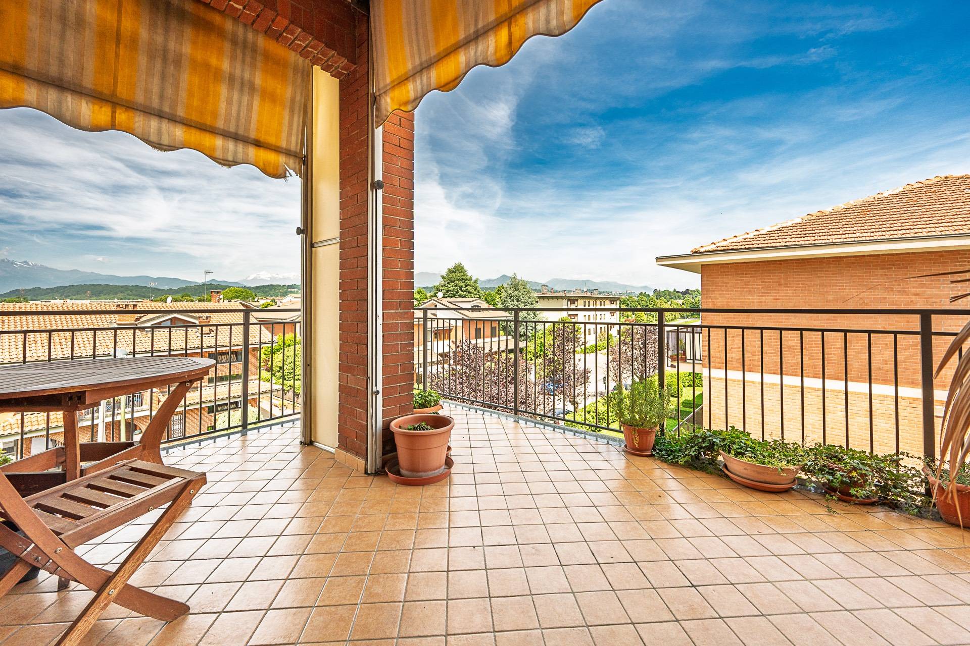 Appartamento in vendita a Rivalta di Torino, Centrale