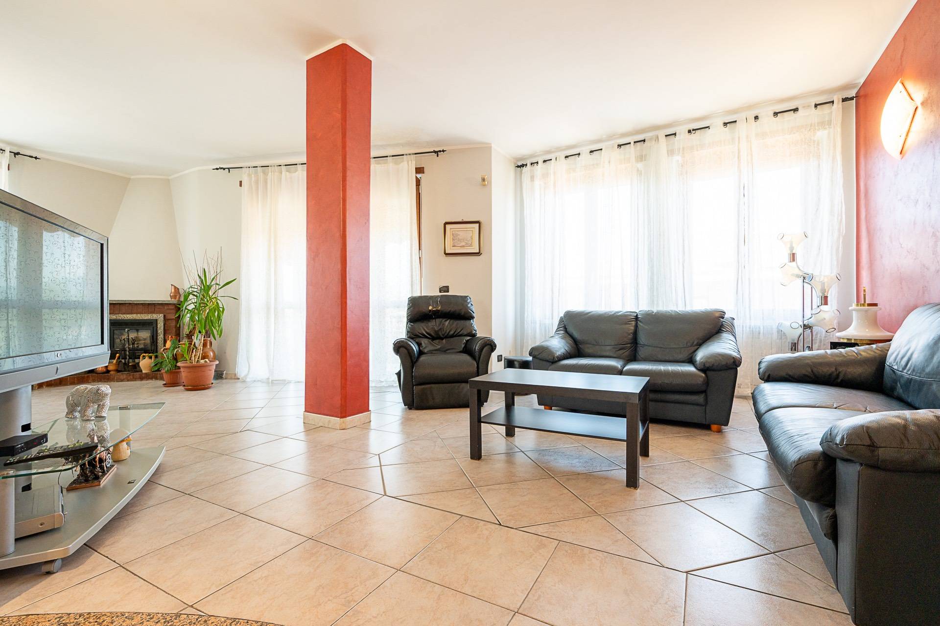 Appartamento in vendita a Rivalta di Torino, Centrale