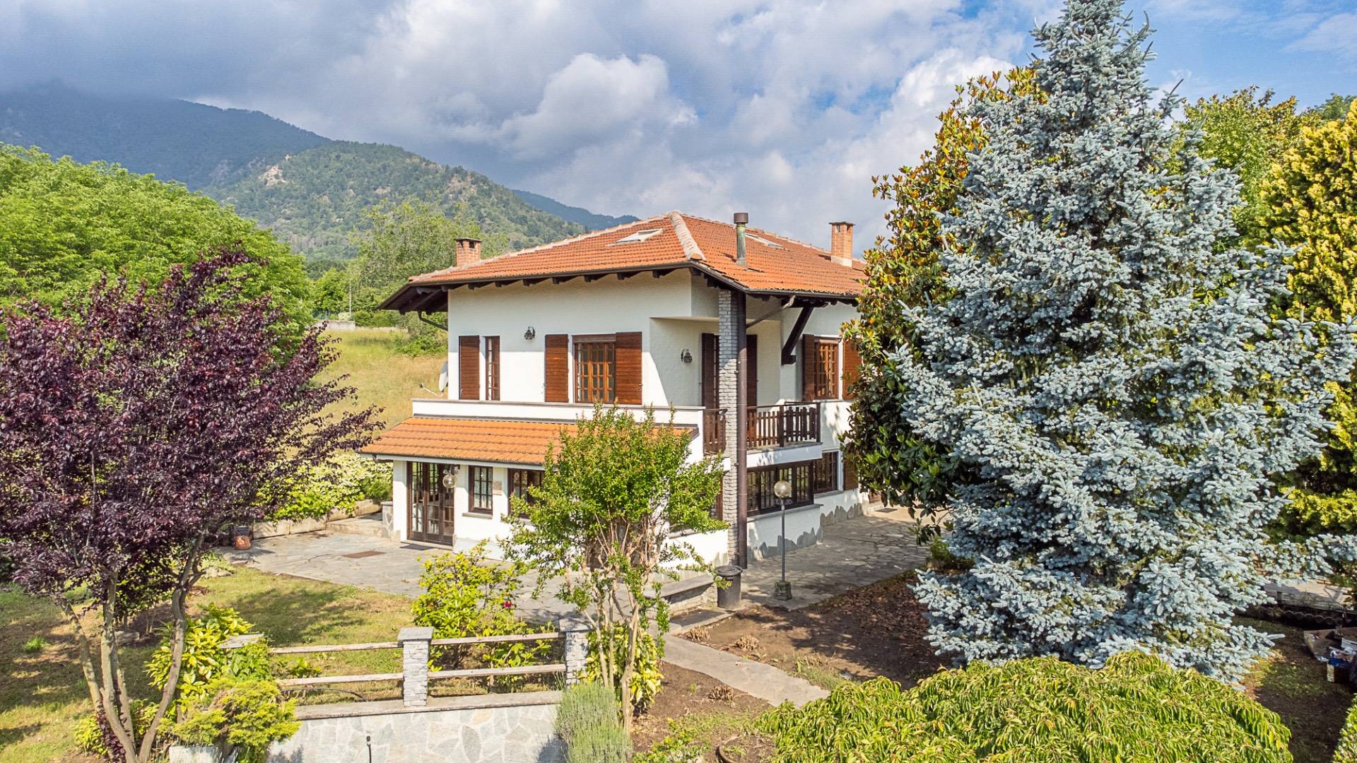 Villa Unifamiliare in vendita a Cumiana, Semicentro