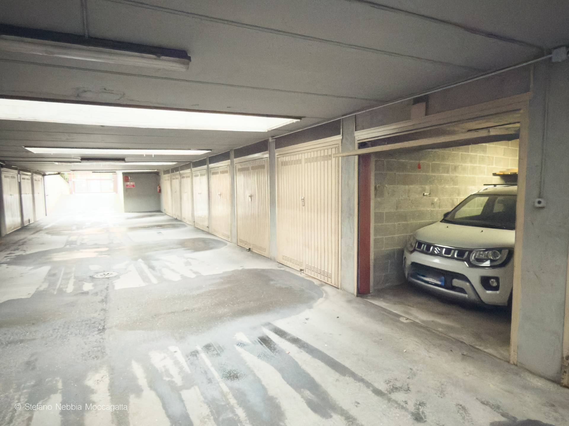 Box o garage in vendita a Rivoli