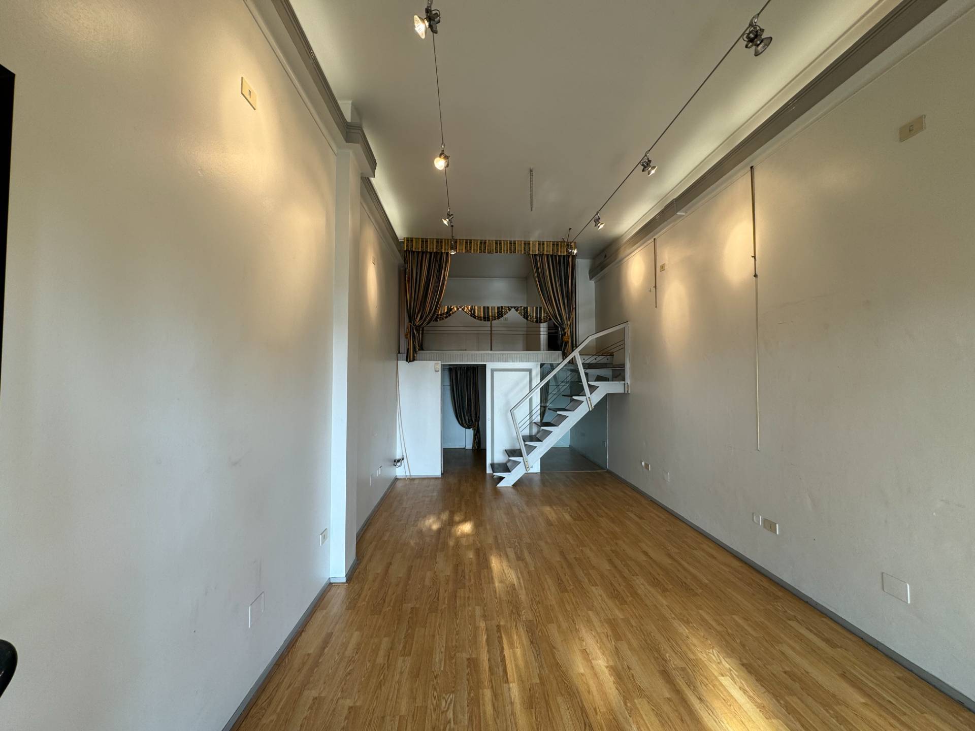 Attivit Commerciale - Negozio in vendita a Ospedaletti