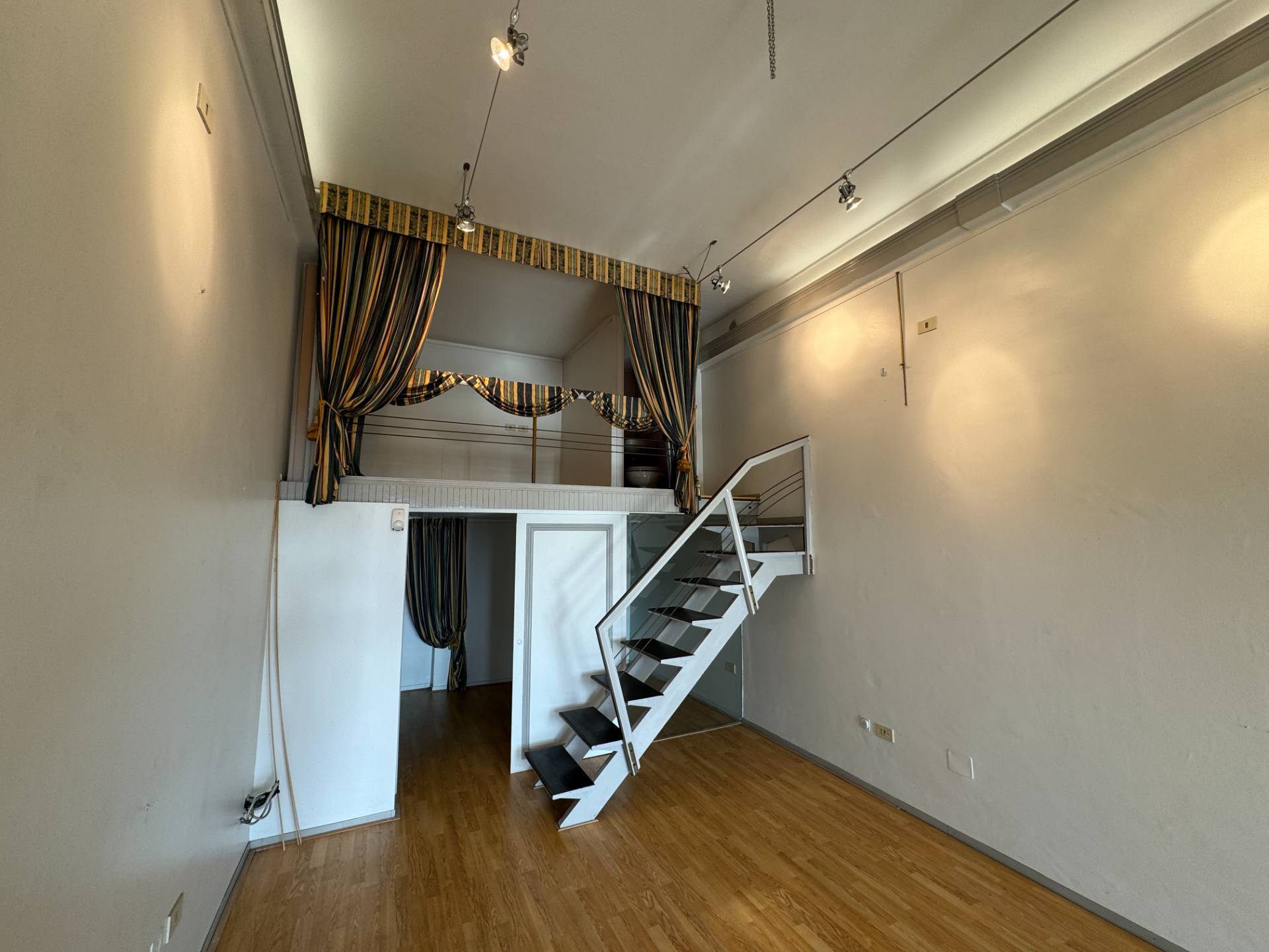 Attivit Commerciale - Negozio in vendita a Ospedaletti