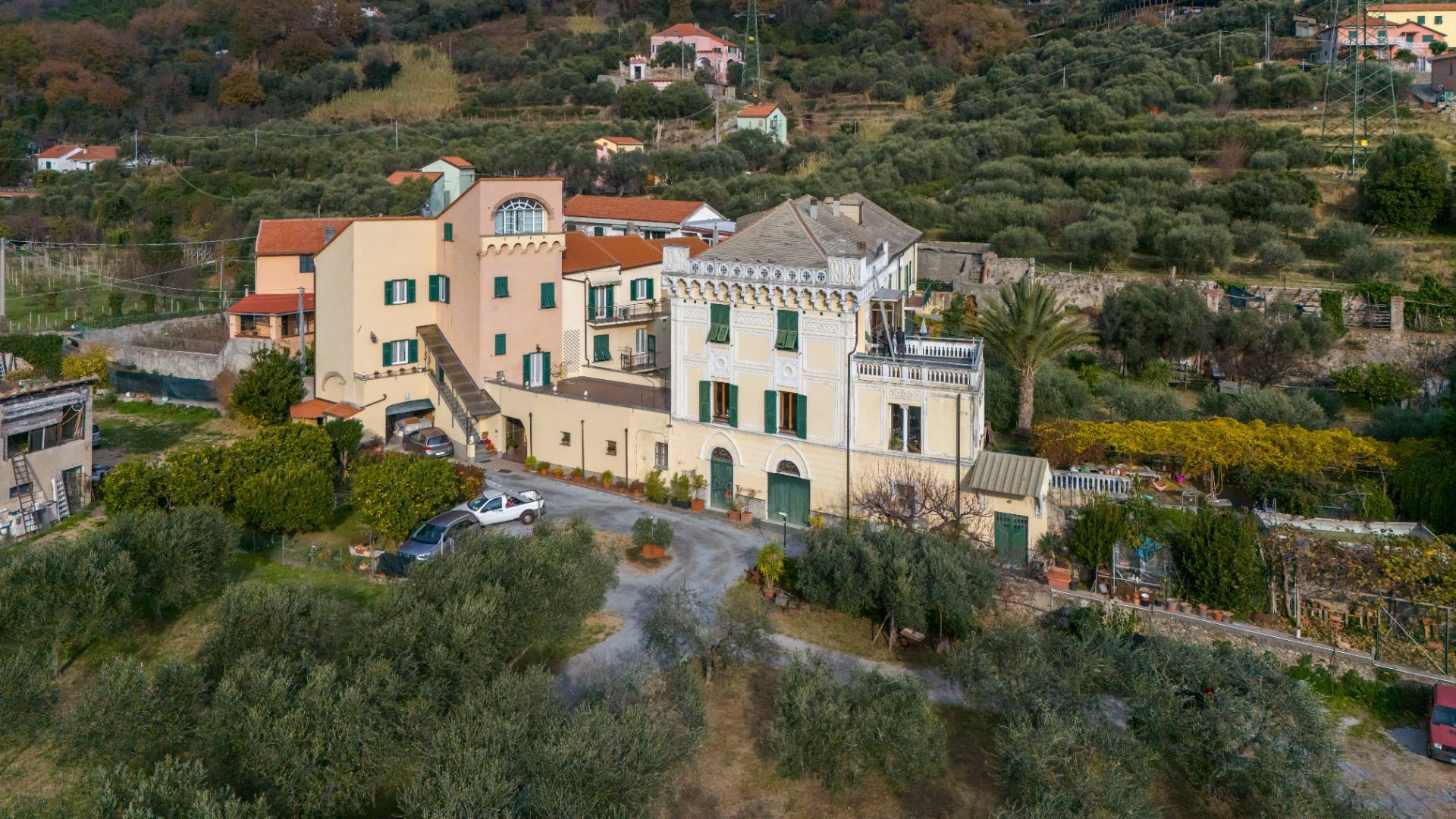 Casale in vendita a Quiliano