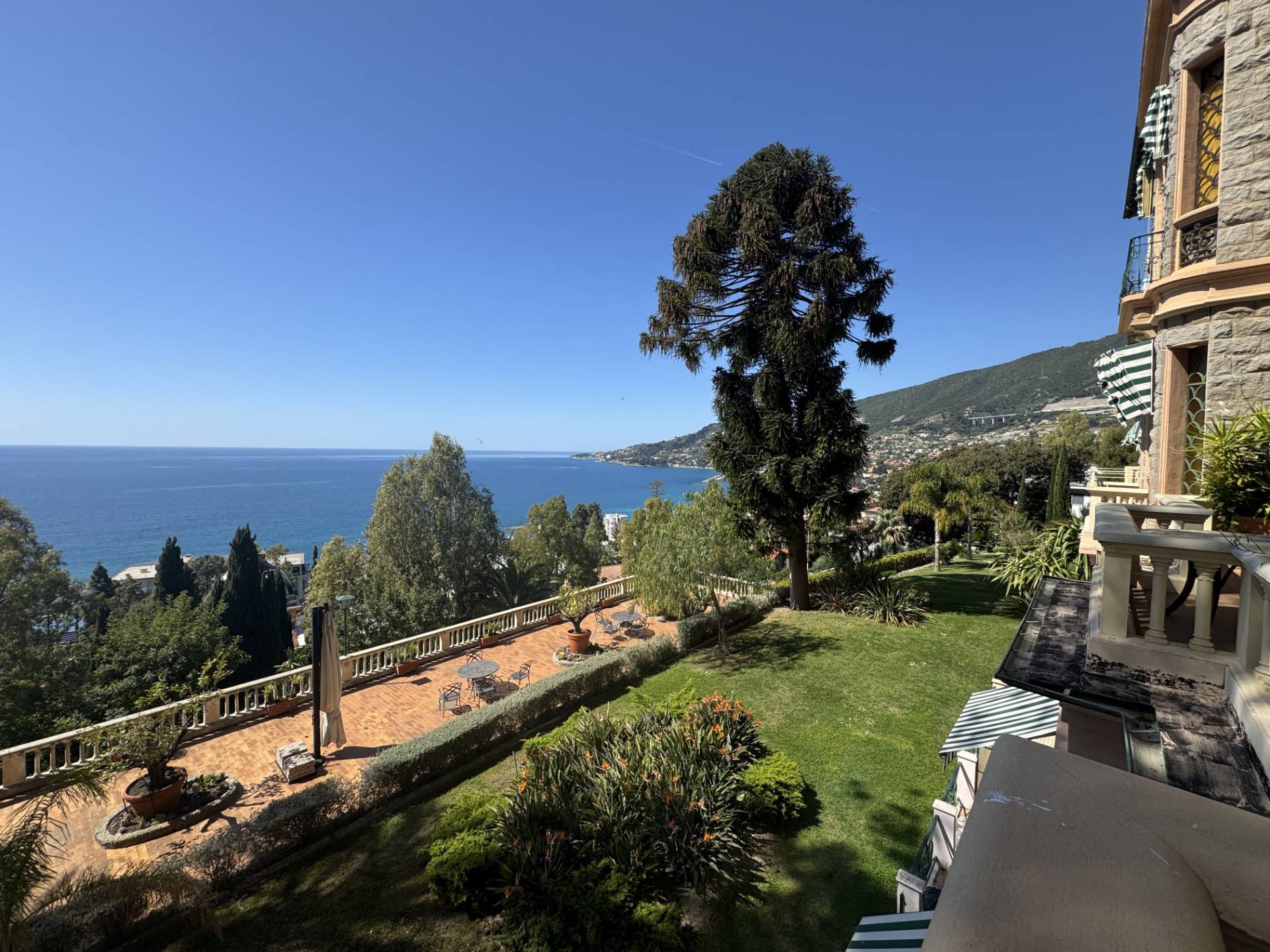 Appartamento in vendita a Ospedaletti