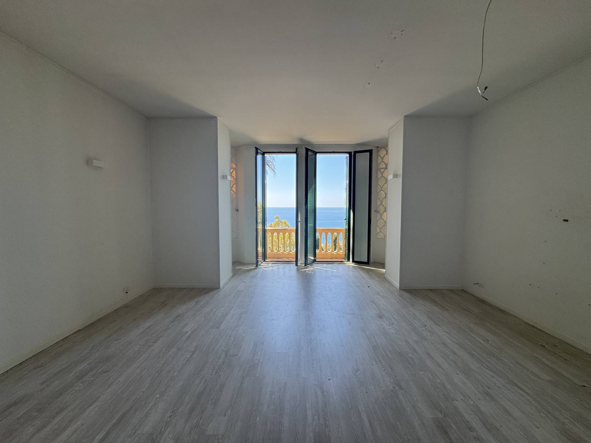 Appartamento in vendita a Ospedaletti