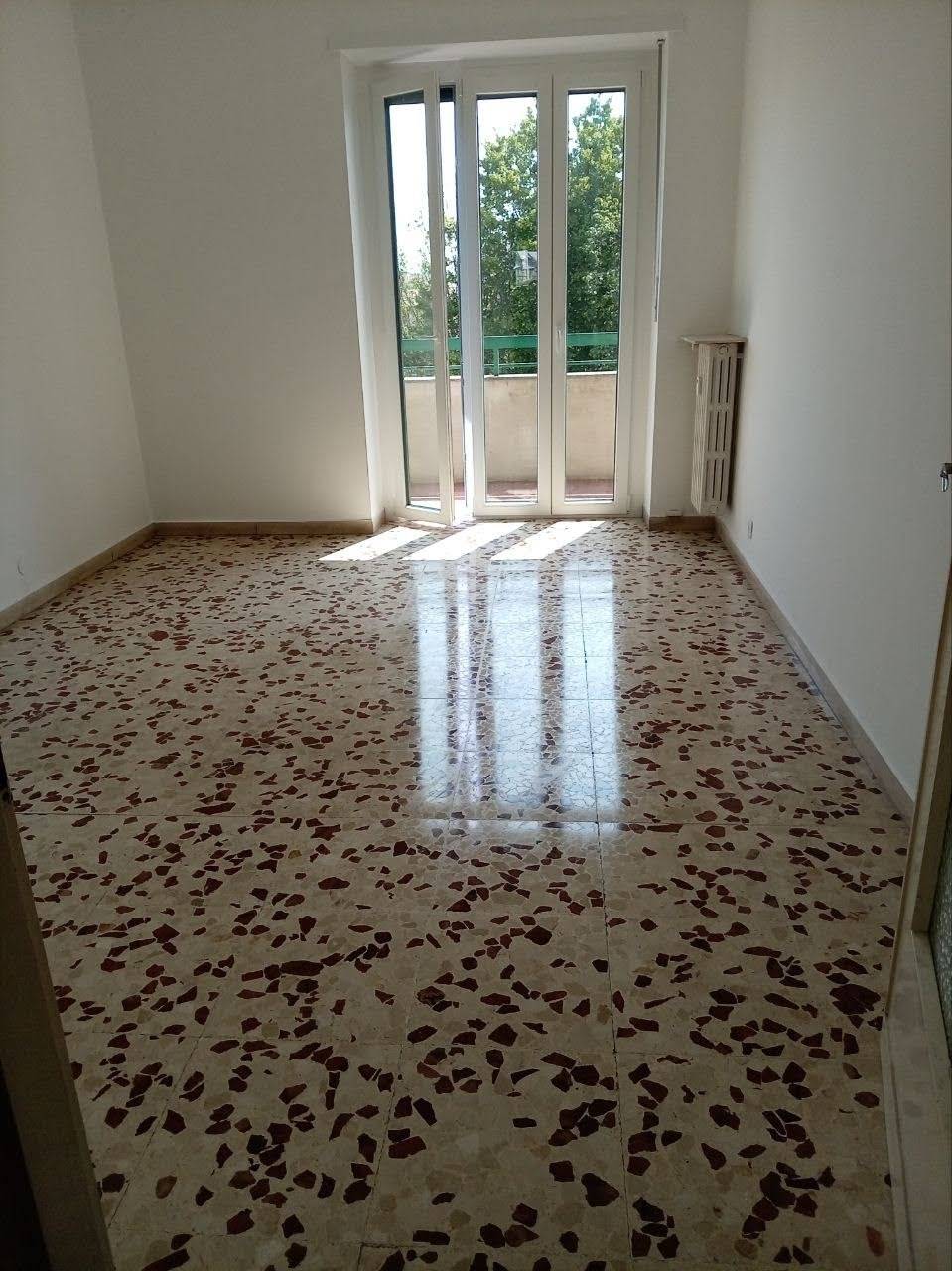 Appartamento in affitto a Grugliasco, Centro Commerciale Le Serre