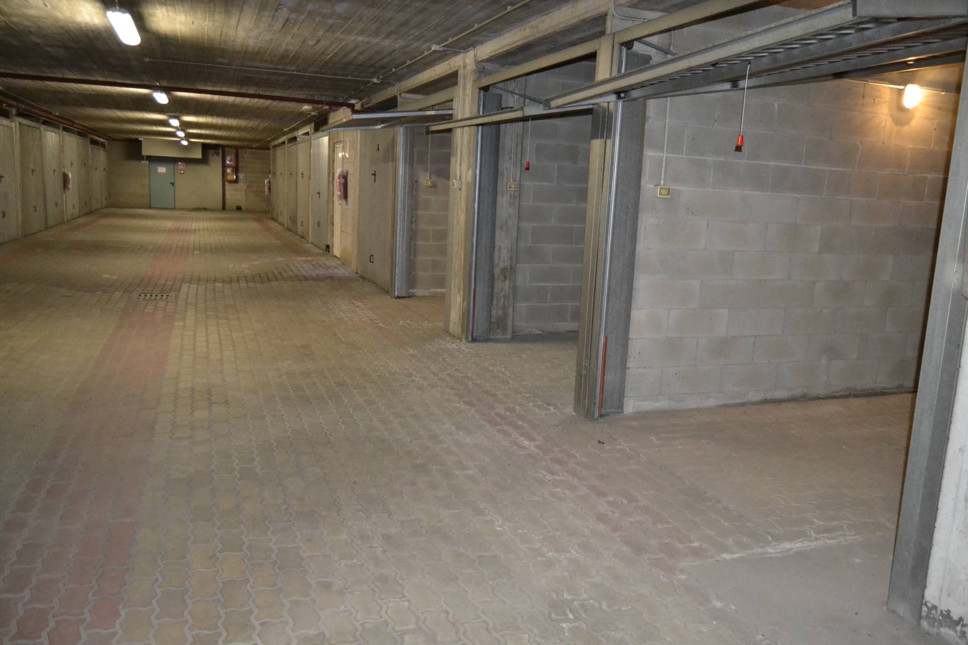 Box o garage in vendita a Torino, Lingotto