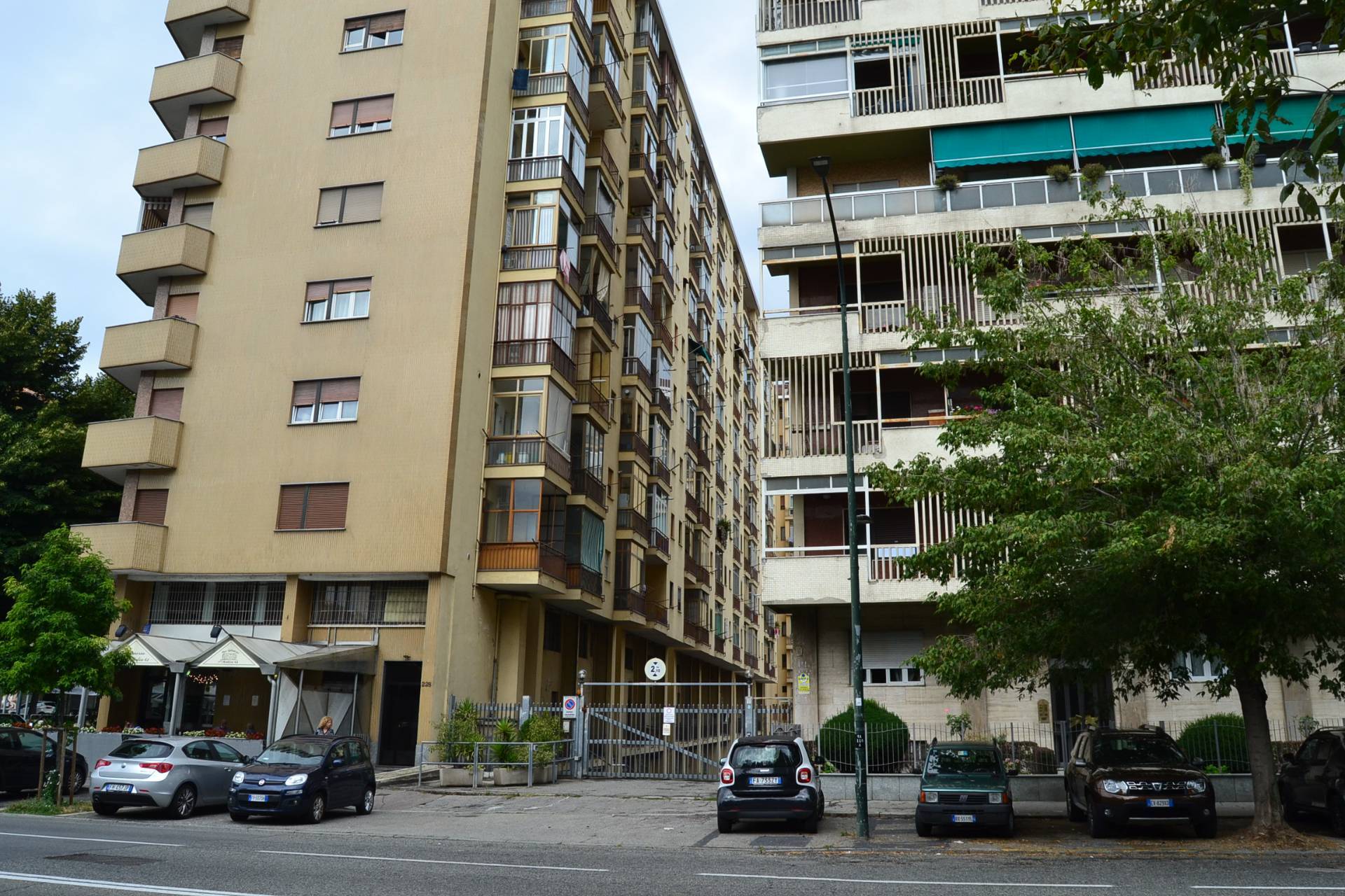 Magazzino in affitto a Torino, Nizza Millefonti