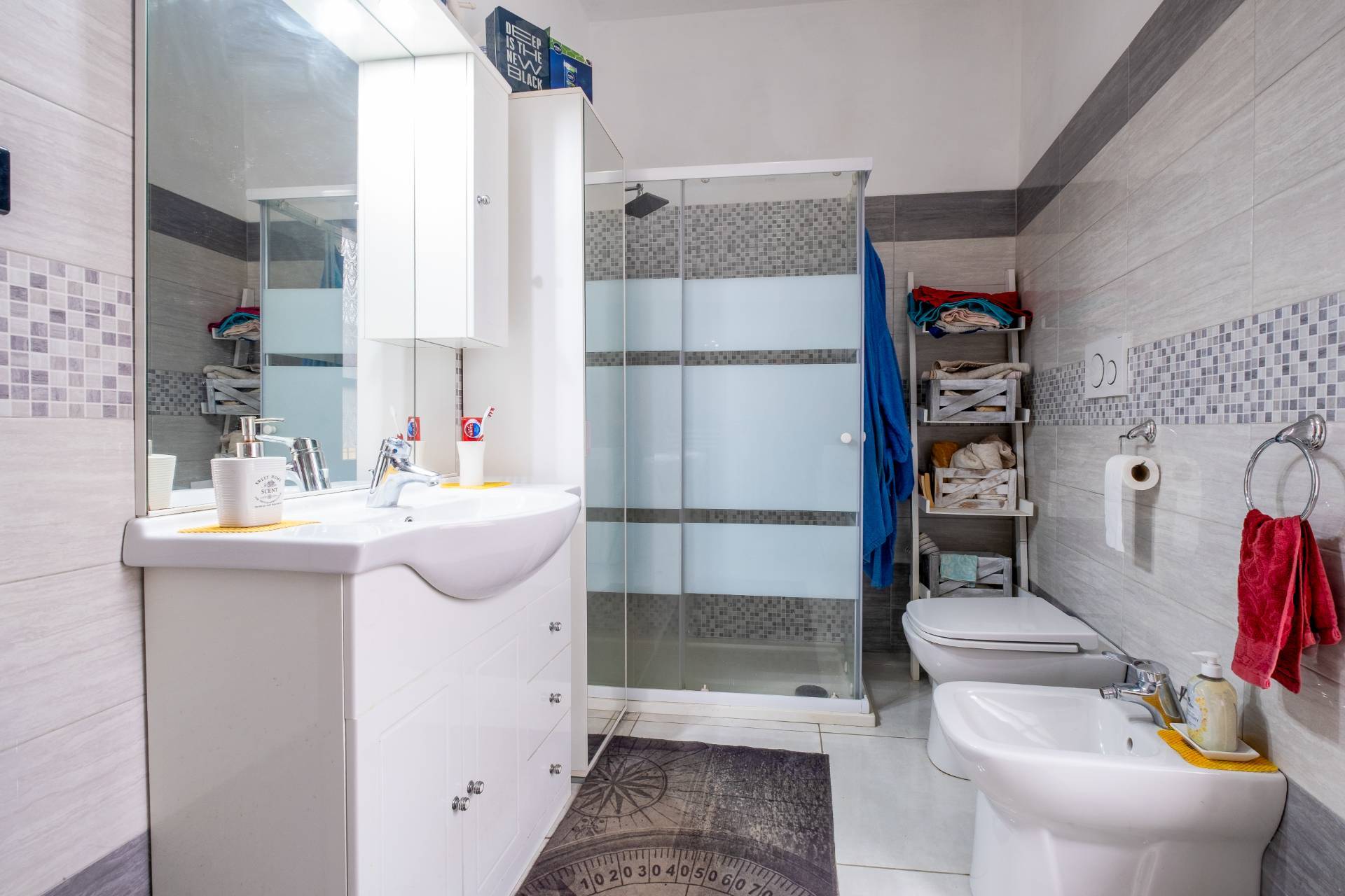 Villa Bifamiliare in vendita a Front, Centro