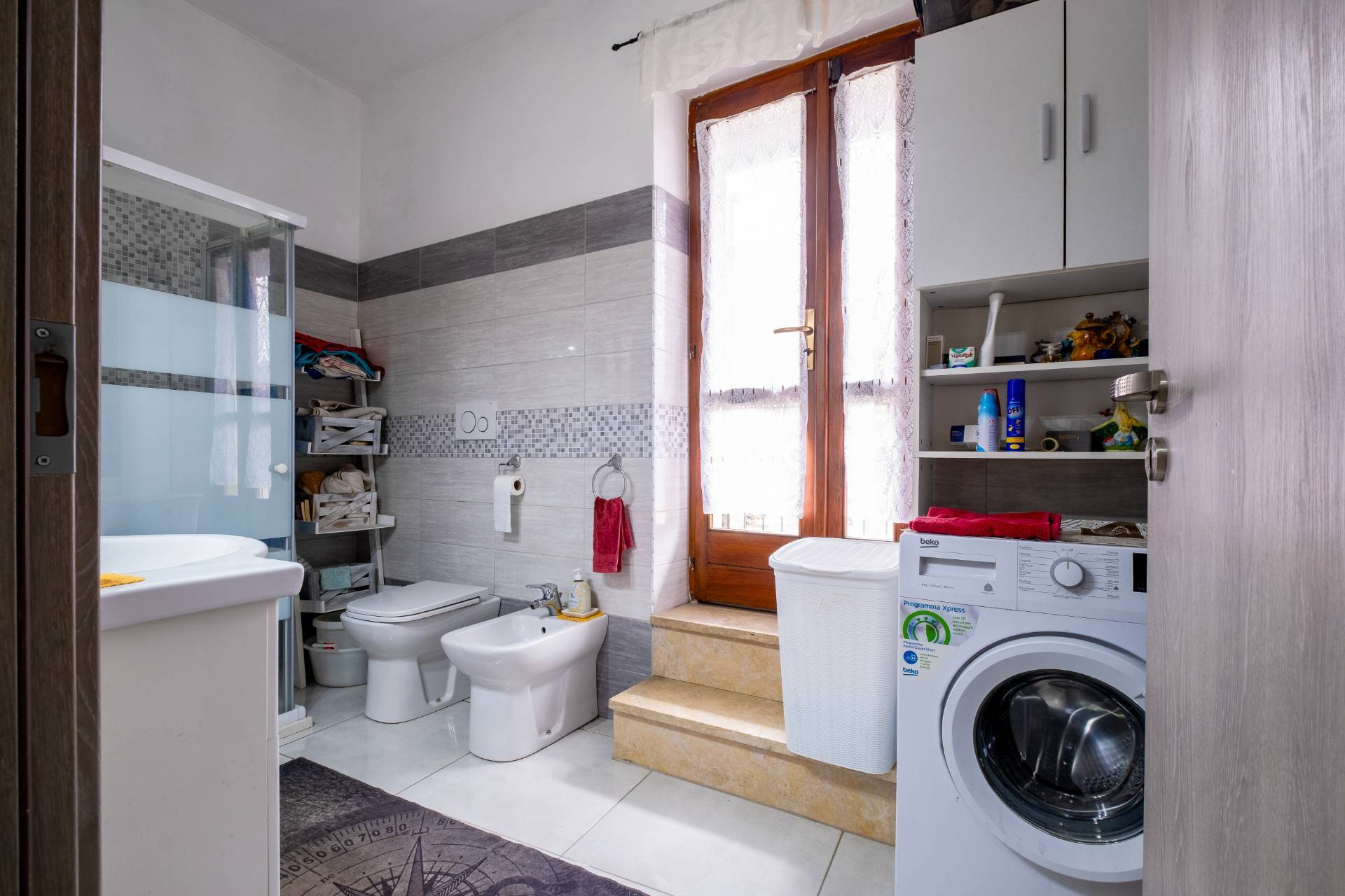 Villa Bifamiliare in vendita a Front, Centro