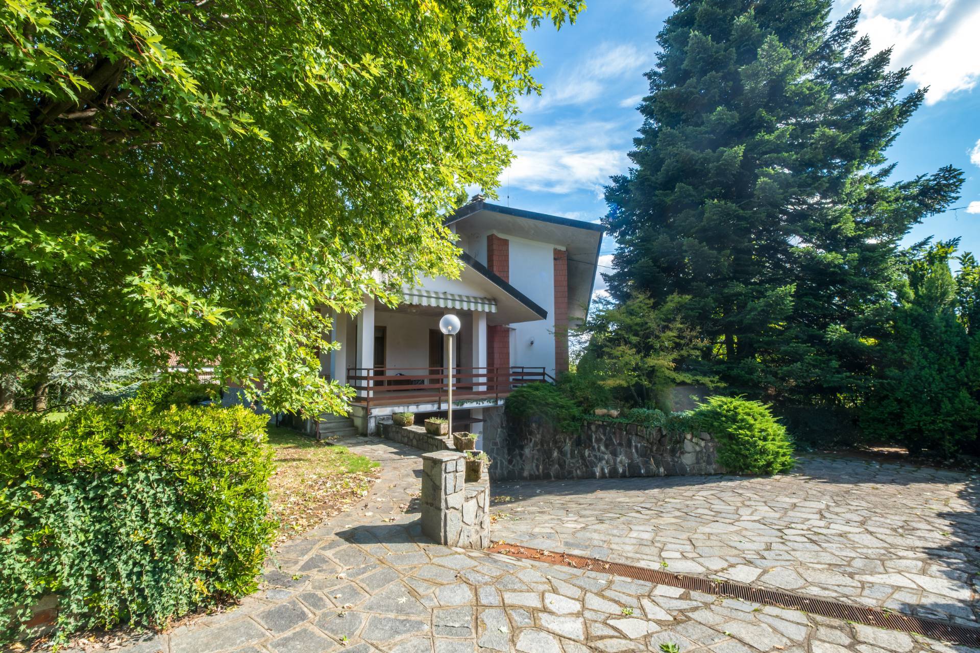 Villa in vendita a Giaveno, Villanova