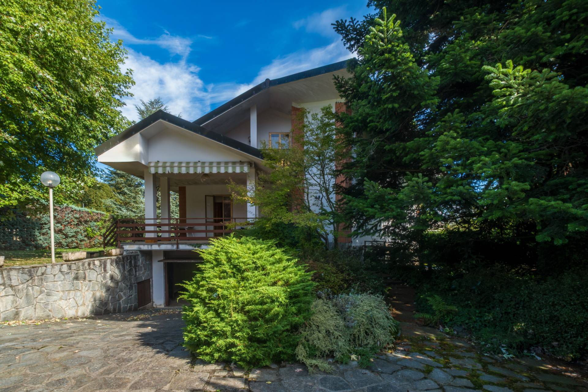 Villa in vendita a Giaveno, Villanova