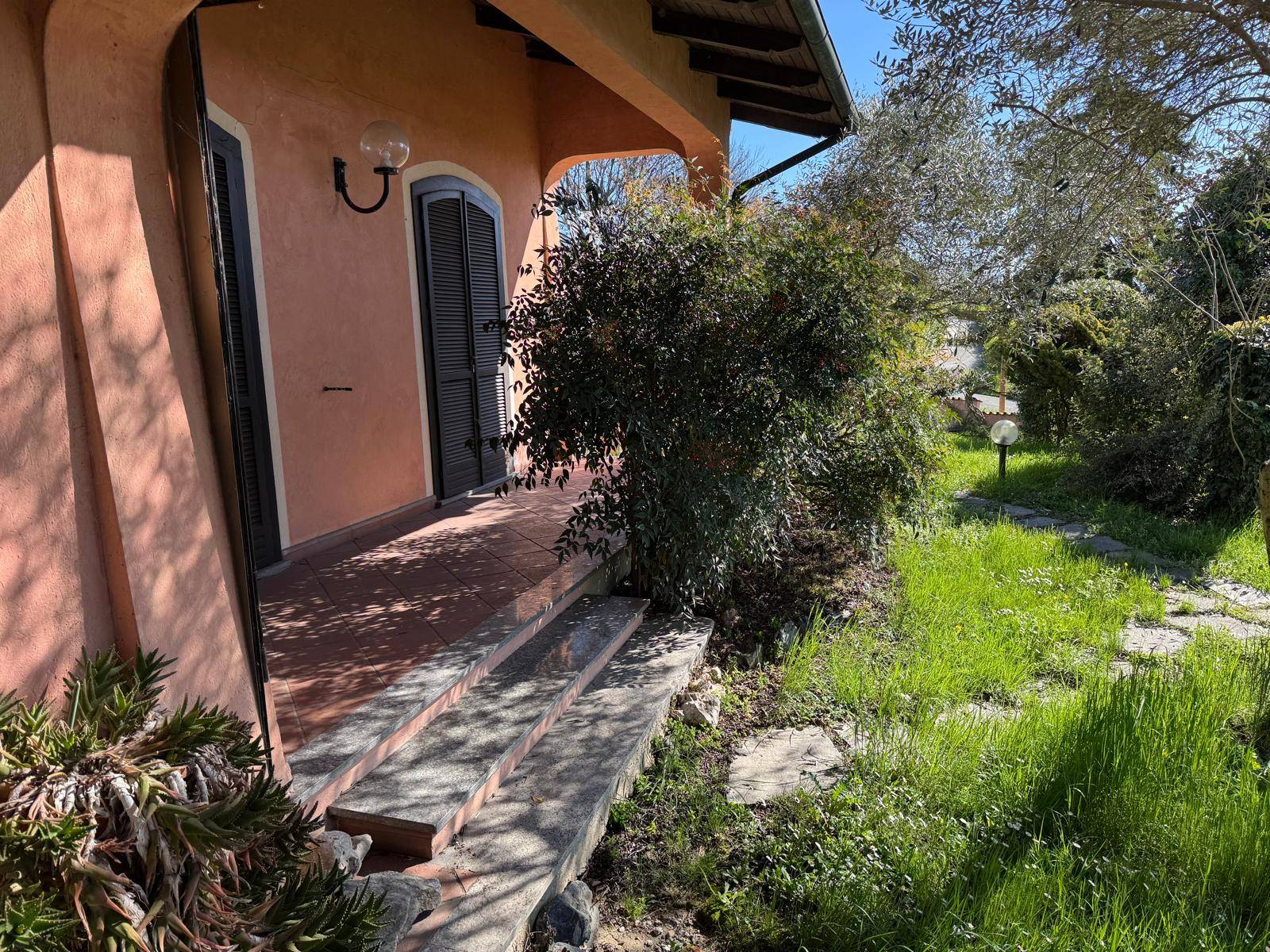 Villa in vendita a Coniolo