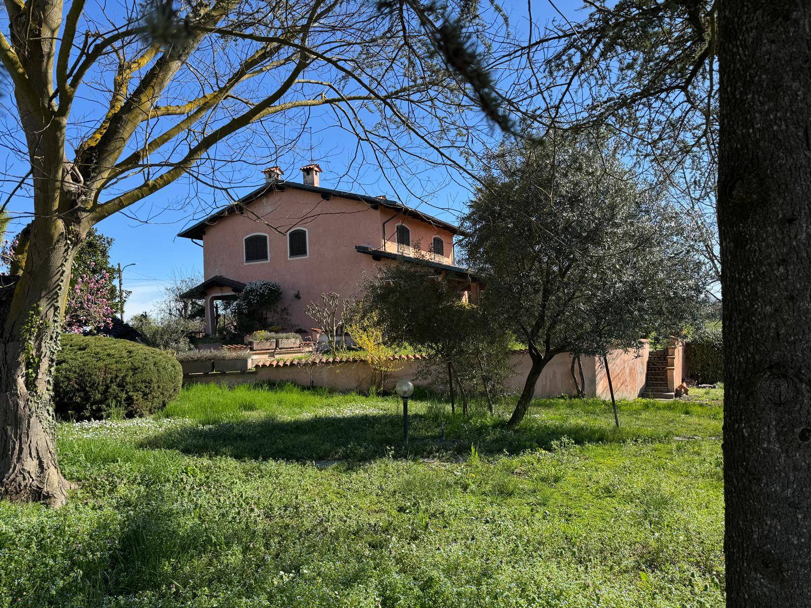 Villa in vendita a Coniolo