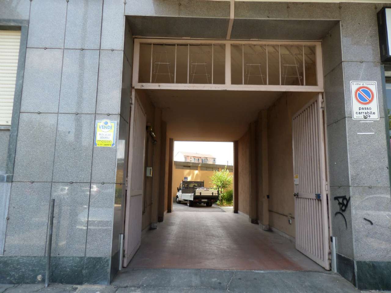 Box o garage in vendita a Torino, Lingotto